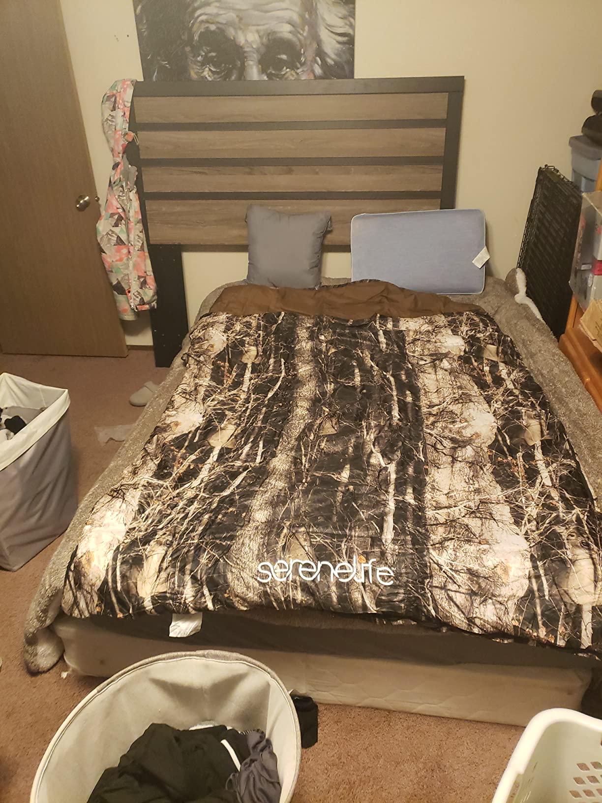 SereneLife Double Sleeping Bag with Pillows, Waterproof & Detachable for 2 Single Bags, Lightweight & Warm, Perfect for Camping, Hiking, Backpacking, and Cold Weather, Suitable for Temperatures 5-10°F customer photo 1