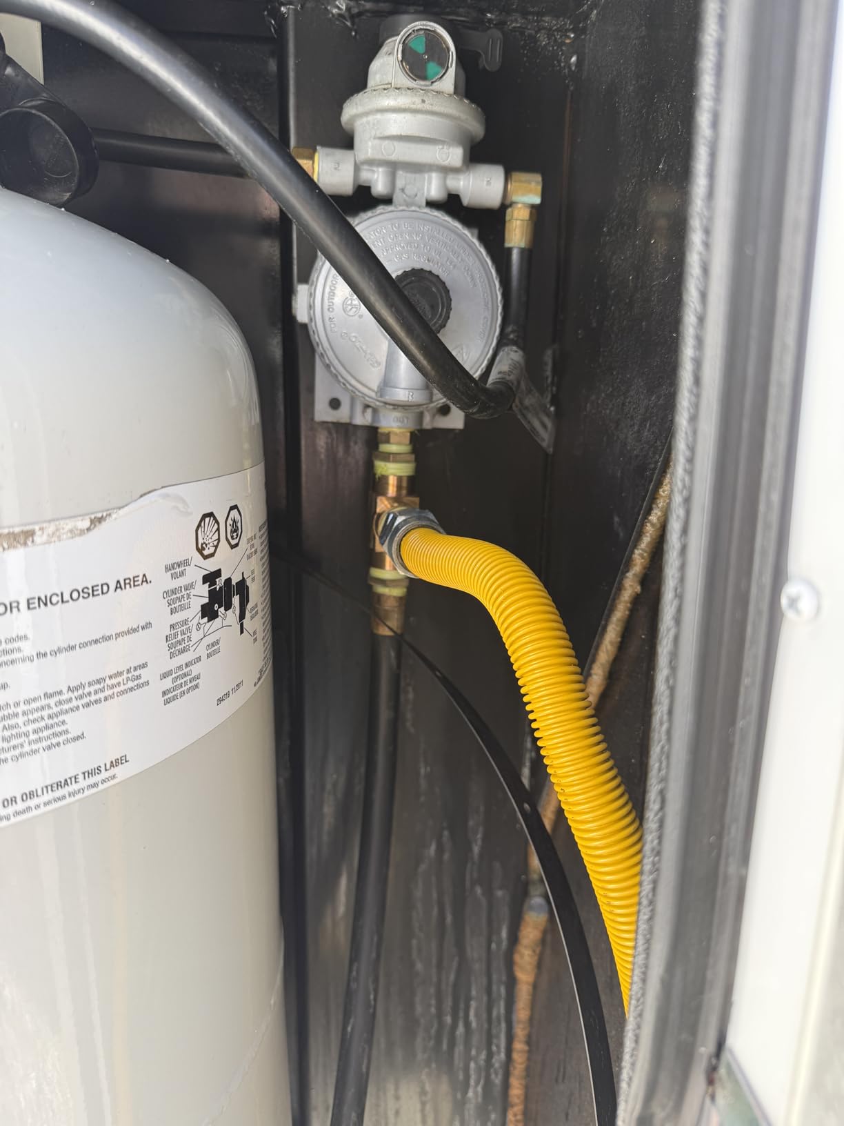 Flame King YSN420ASME 420LB (120 Gallon) ASME Vertical Steel Propane Tank, White customer photo 2