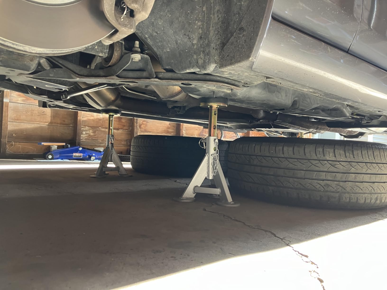 ESCO 3 Ton Performance Shorty Low Profile Jack Stands, 1 Pair customer photo 1