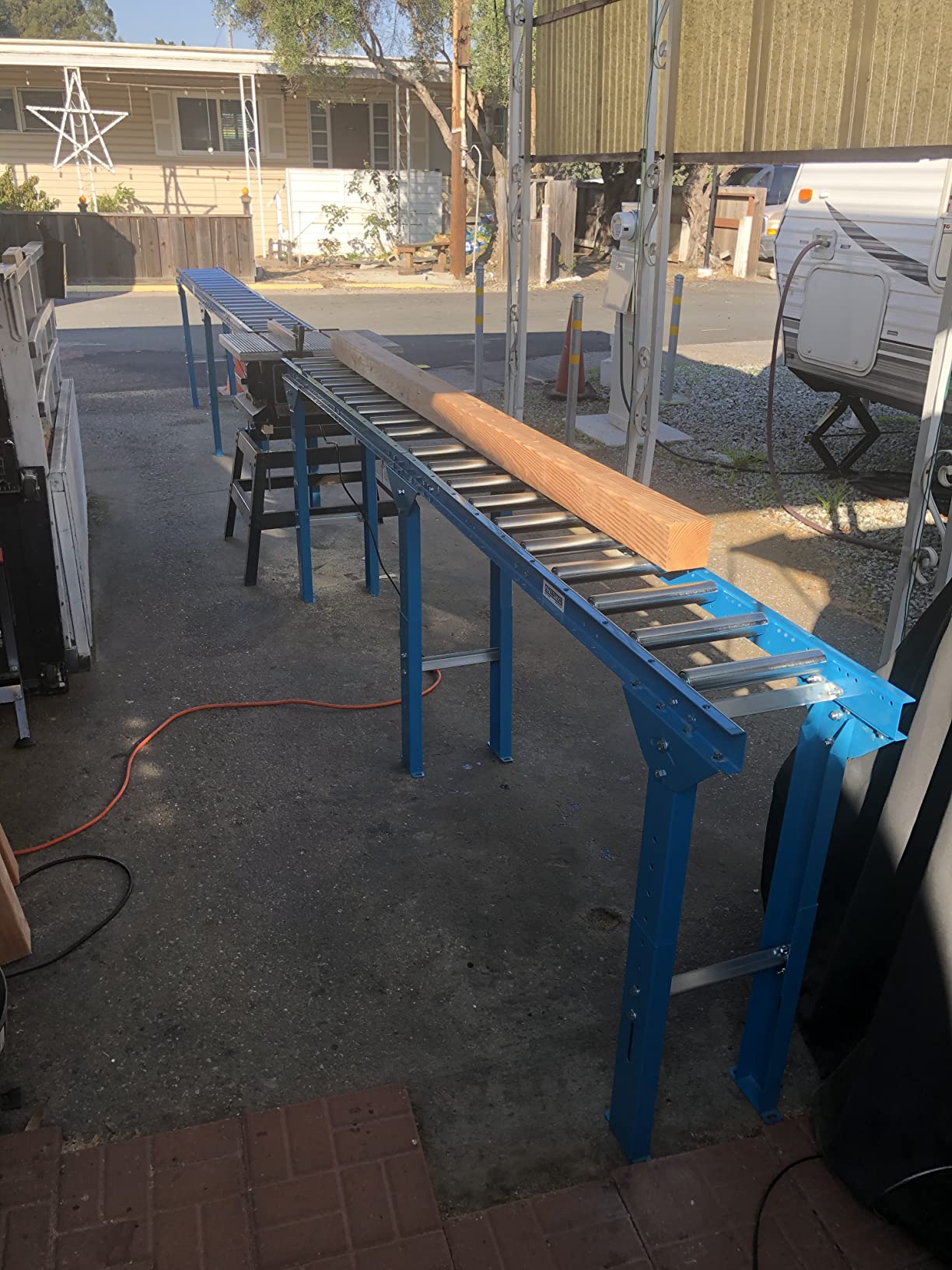 Ultimation Light-Duty Gravity Conveyor, Rollers & Frames - 24