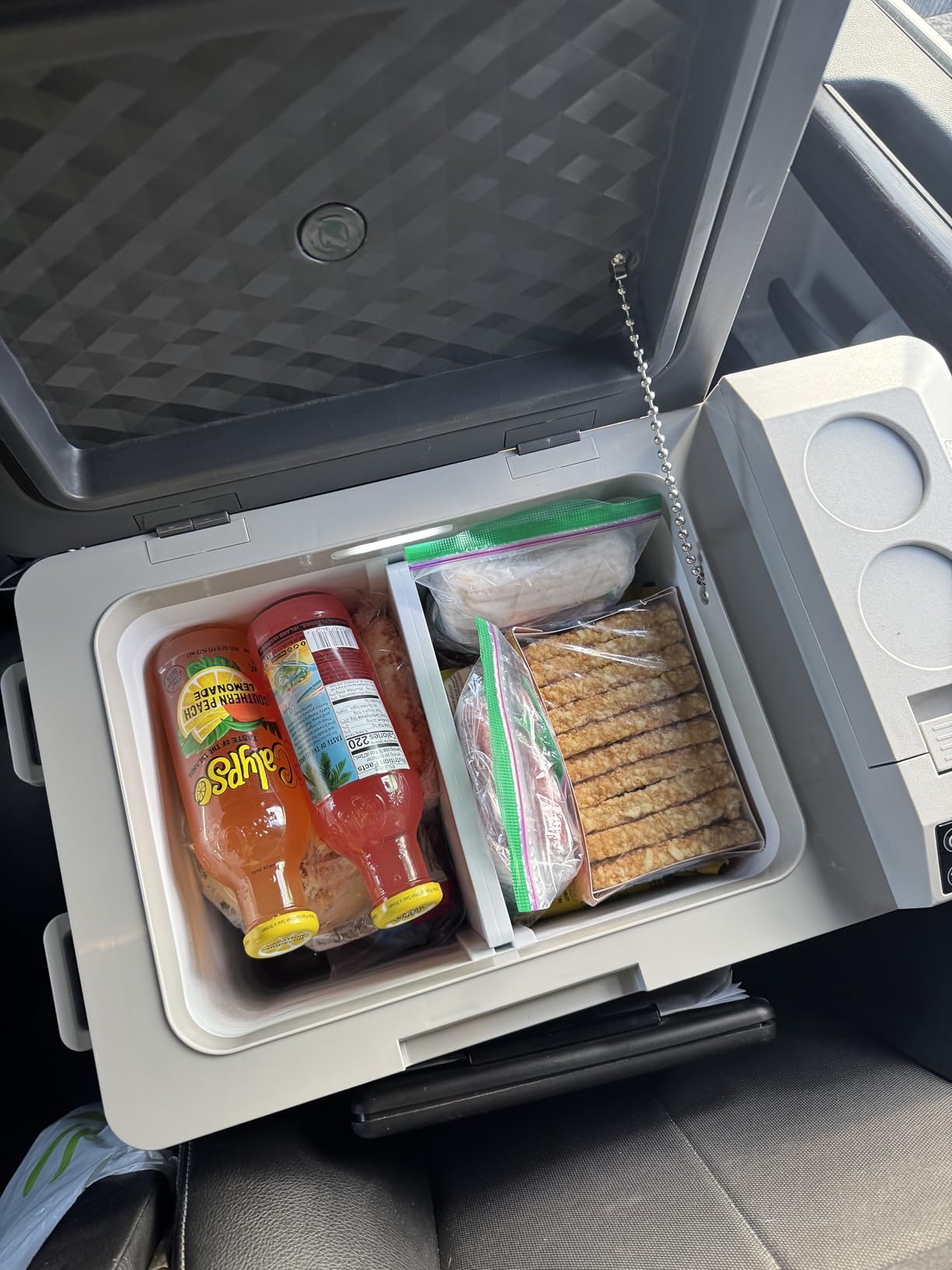 EUHOMY 24QT 12 Volt Refrigerator, Electric Cooler, Usable Battery, -4℉~68℉ customer photo 2