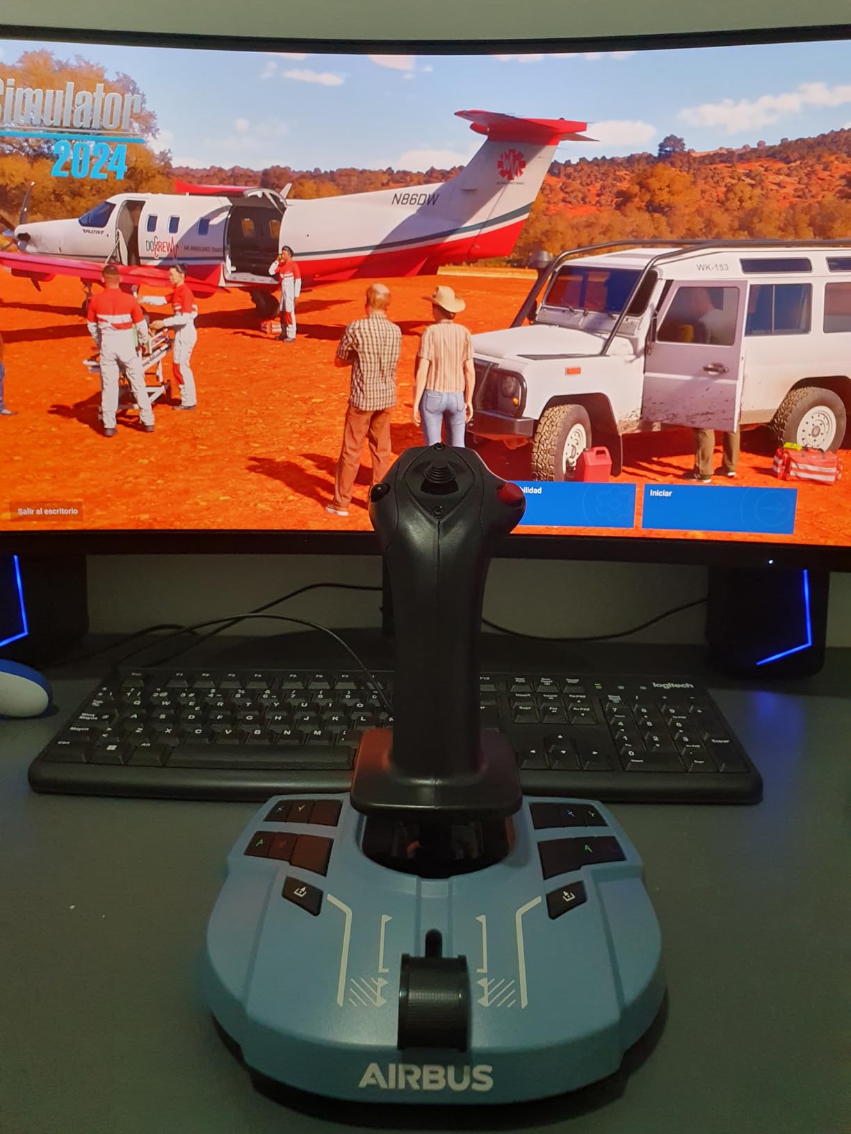 Thrustmaster TCA Captain Pack X Airbus Sidestick & Throttle - XBOX & PC | A320 1:1 replica, 14 remappable buttons, thrust reverser, twist rudder, 31 mappable quadrant buttons, 4 axes, for MSFS customer photo 1