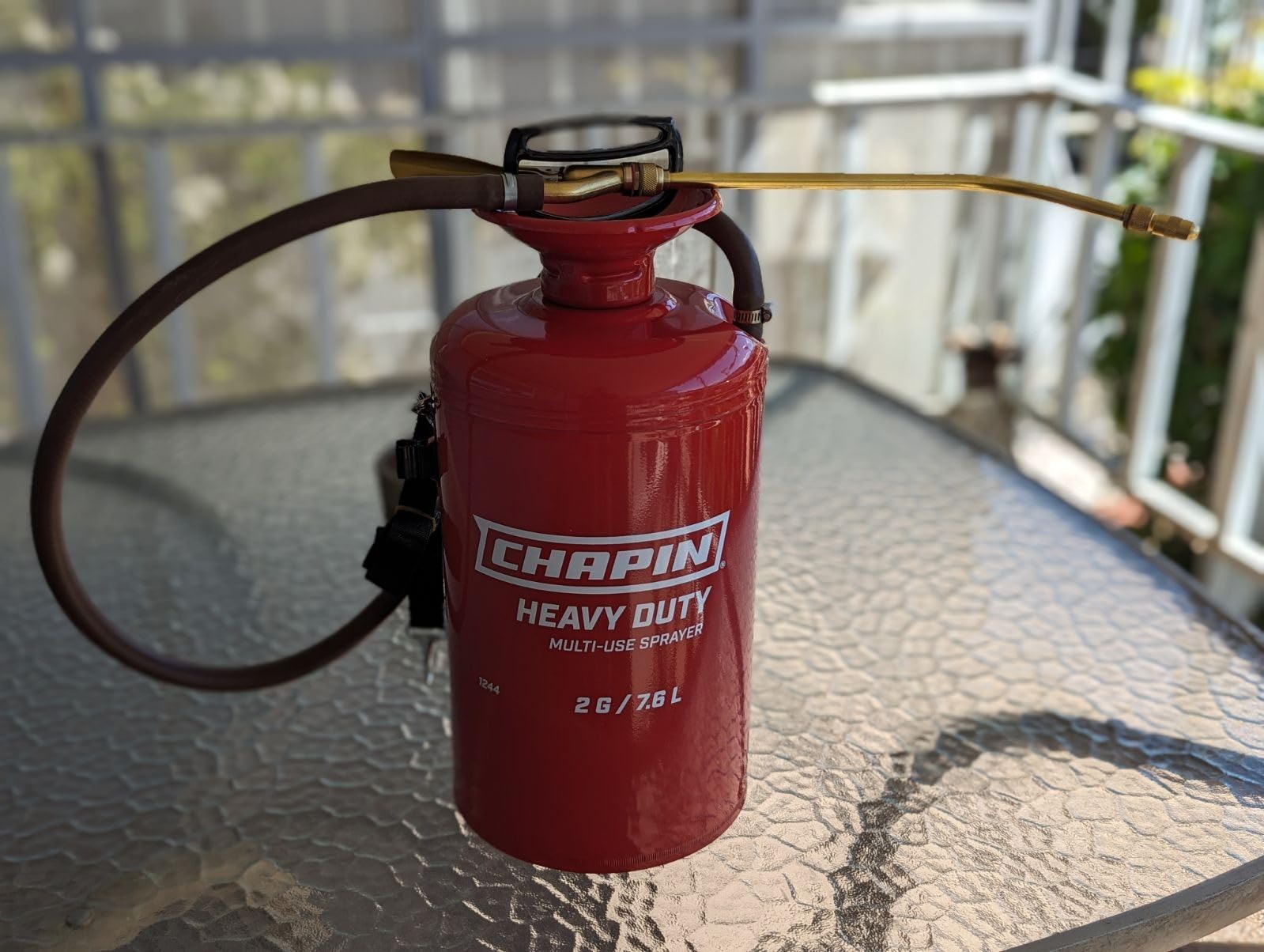CHAPIN 1244 2-Gallon Steel Pump Sprayer for Heavy-Duty Weed Control | Chemical-resistant components, brass spray system and reinforced hose for applying fertilizers, weed killers and pest control customer photo 1