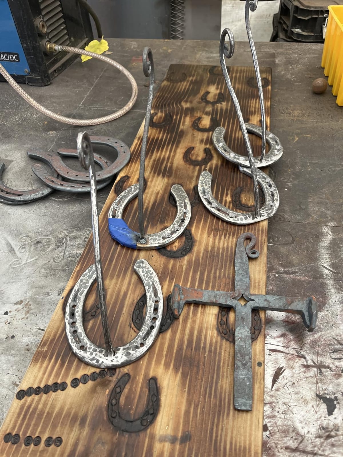 4 Burner Propane Blacksmith Forge Kit, 2600°F Metal Forge customer photo 1