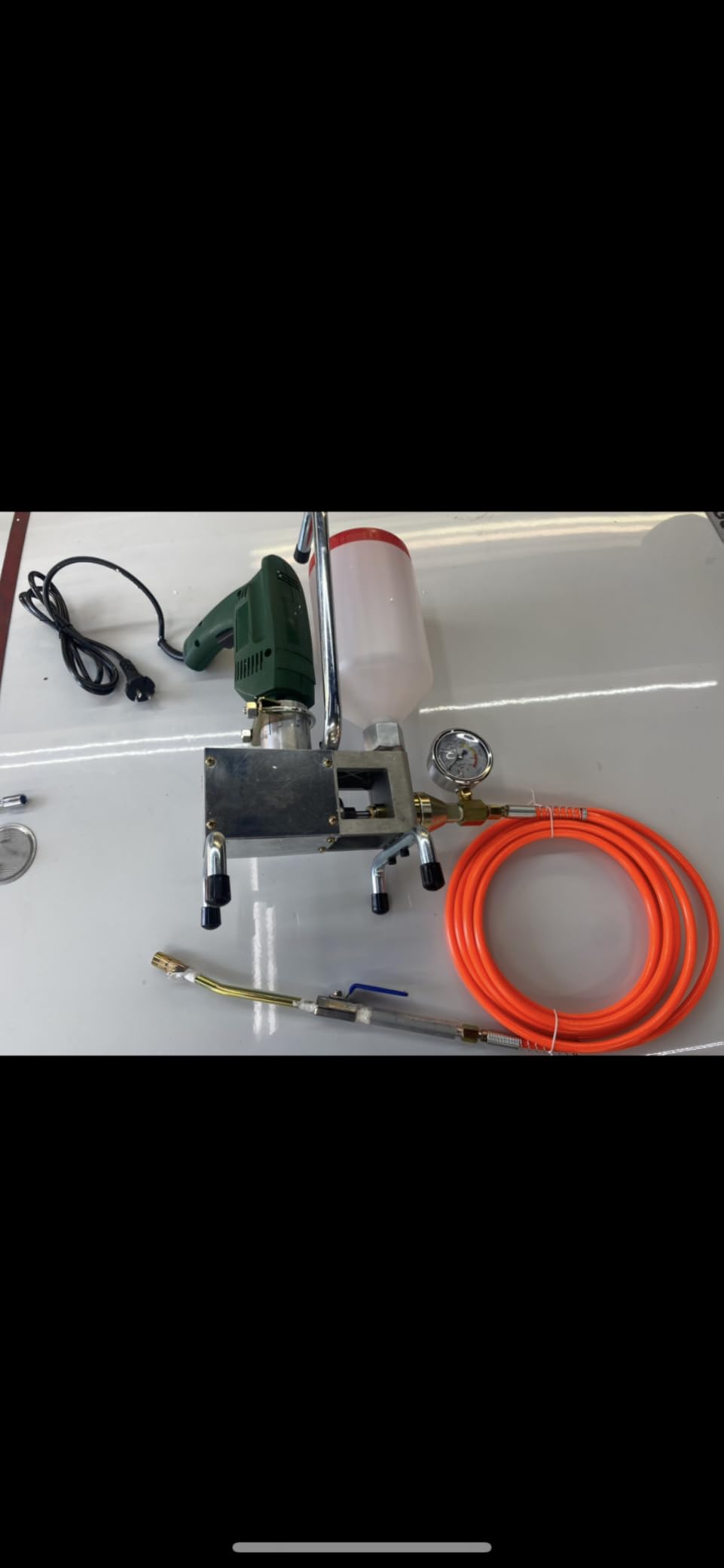INTBUYING 110V High Pressure Injection Pump Grouting Applicator Machine Electric Grout Mortar Plugging Machine Building Crack Filling Machine 650W customer photo 1