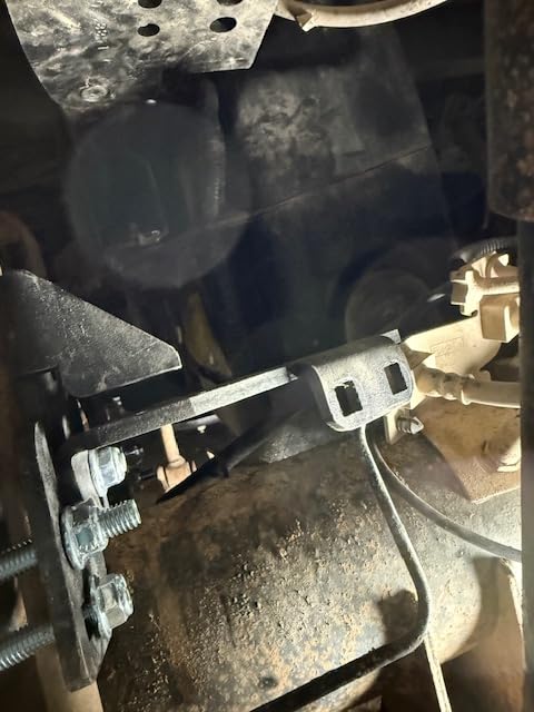 Firestone Airide 2716 Red Label Air Suspension Kit with Mounting Assembly | fits 2017-2026 F250/F350/F450 4WD | 150 PSI | 7500 LBS Capacity | No Drill Installation customer photo 2