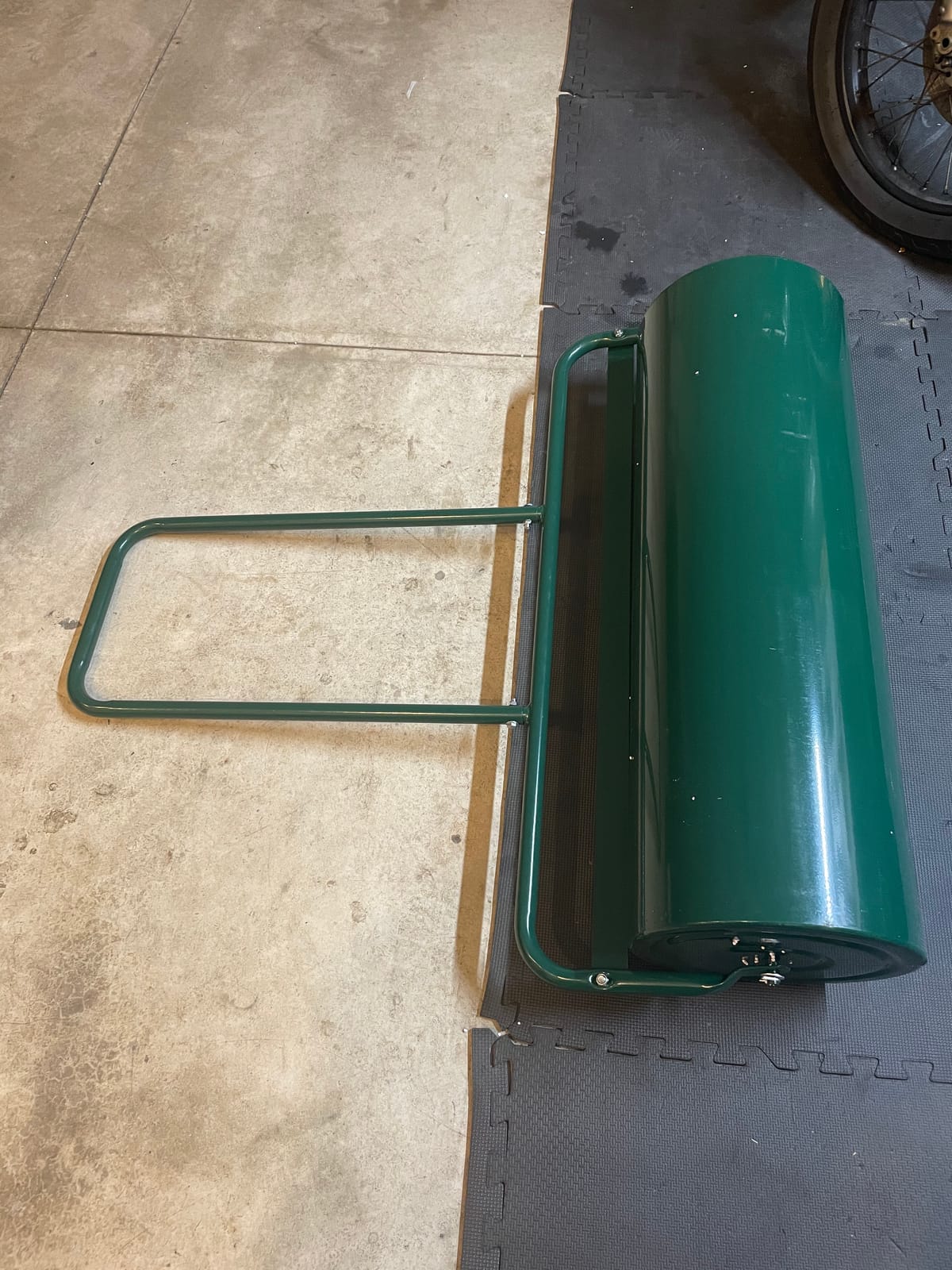 S AFSTAR 17 Gal Lawn Roller, Lawn Rollers Tow Behind Water Filled Sand Filled, Yard Roller Push Pull Behind, Lawn Soil Rollers, Grass Roller Sod Roller for Garden Lawn Yard Patio (36-inch/ 17 Gal) customer photo 1