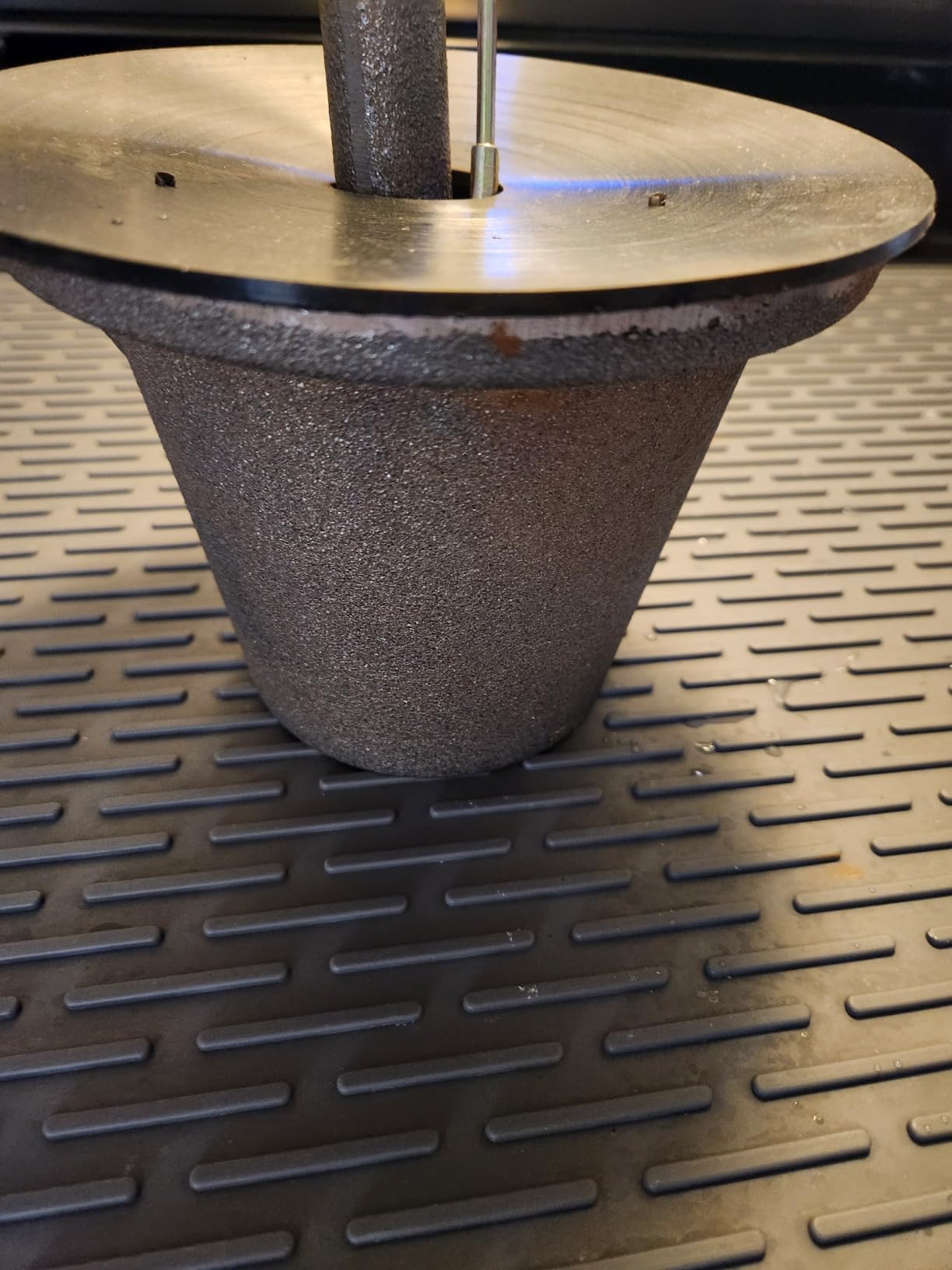 Rock Crusher Cast Iron Mortar and Pestle Rock-Ore Crusher customer photo 1