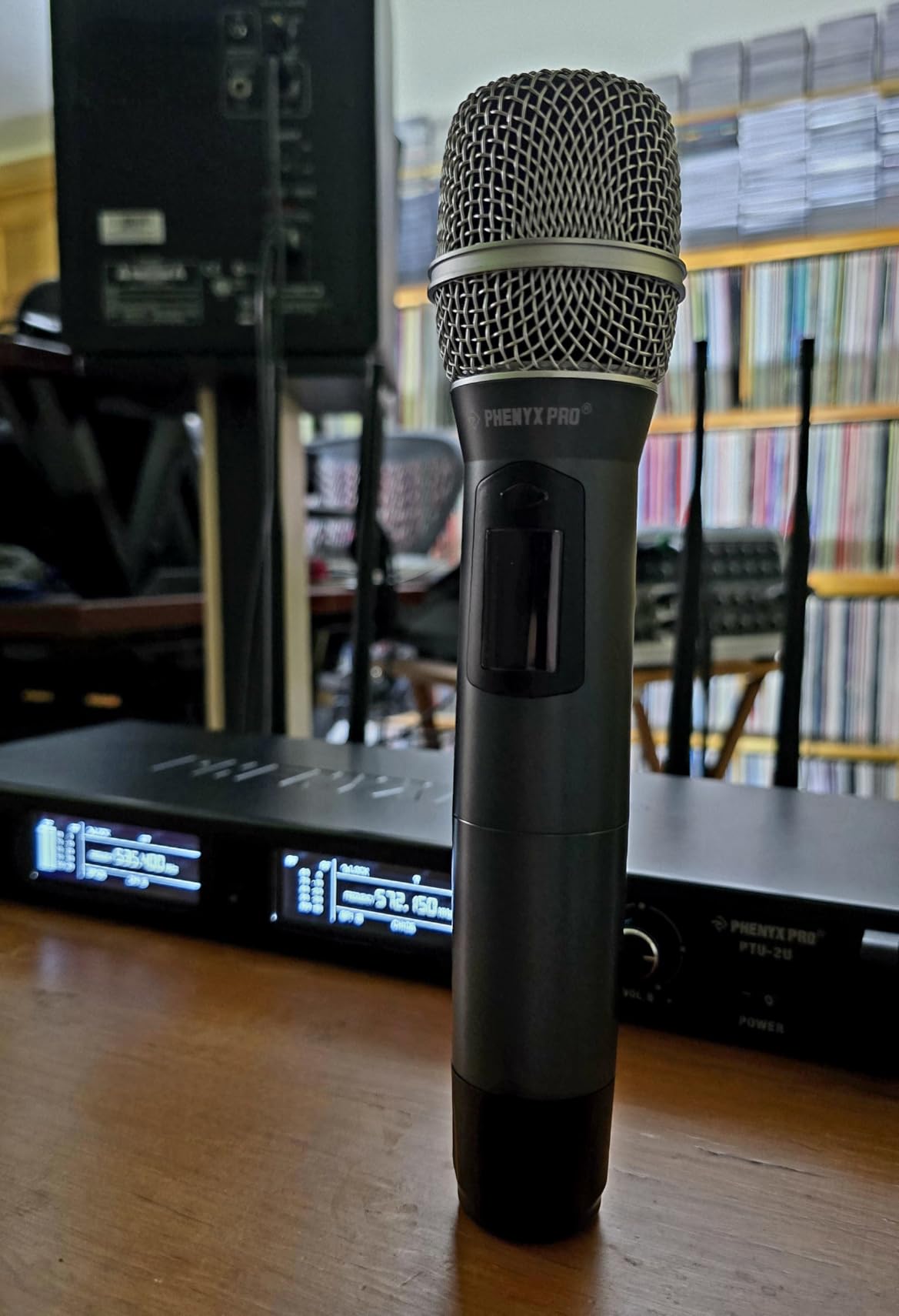 Phenyx Pro Dual UHF True Diversity Wireless Microphone System PTU-2U-1H1B | Auto Scan, 2 x 1000 Channels, 300-328 ft Range, Quick IR Sync, Handheld/Headset Mics for Stage, Studio, Church, Wedding, DJ customer photo 1