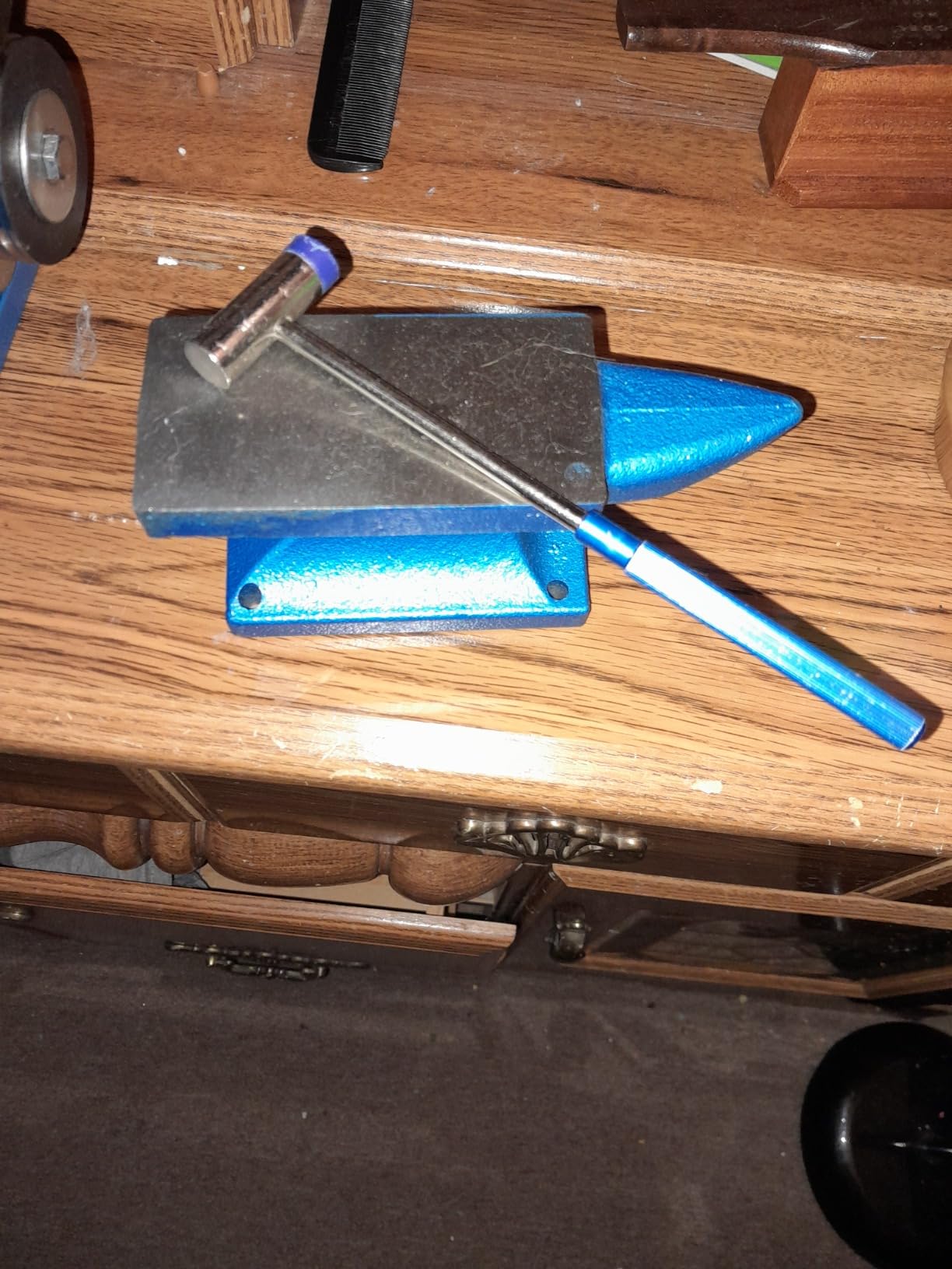 Mini Horn Anvil Set,3Lbs Forged Iron Anvil with Rubber Hammer for Jewelry Making,Blacksmith Forge Kit,Jewelry Hammer and Block Set,Bench Block Silversmithing Tools Designed customer photo 1