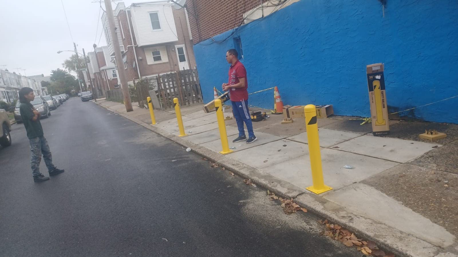 8NET 4 Pack Safety Bollard 42'H x 4.5'D, 12Ga Heavy Duty Yellow Powder Coated Parking Barrier Post customer photo 1