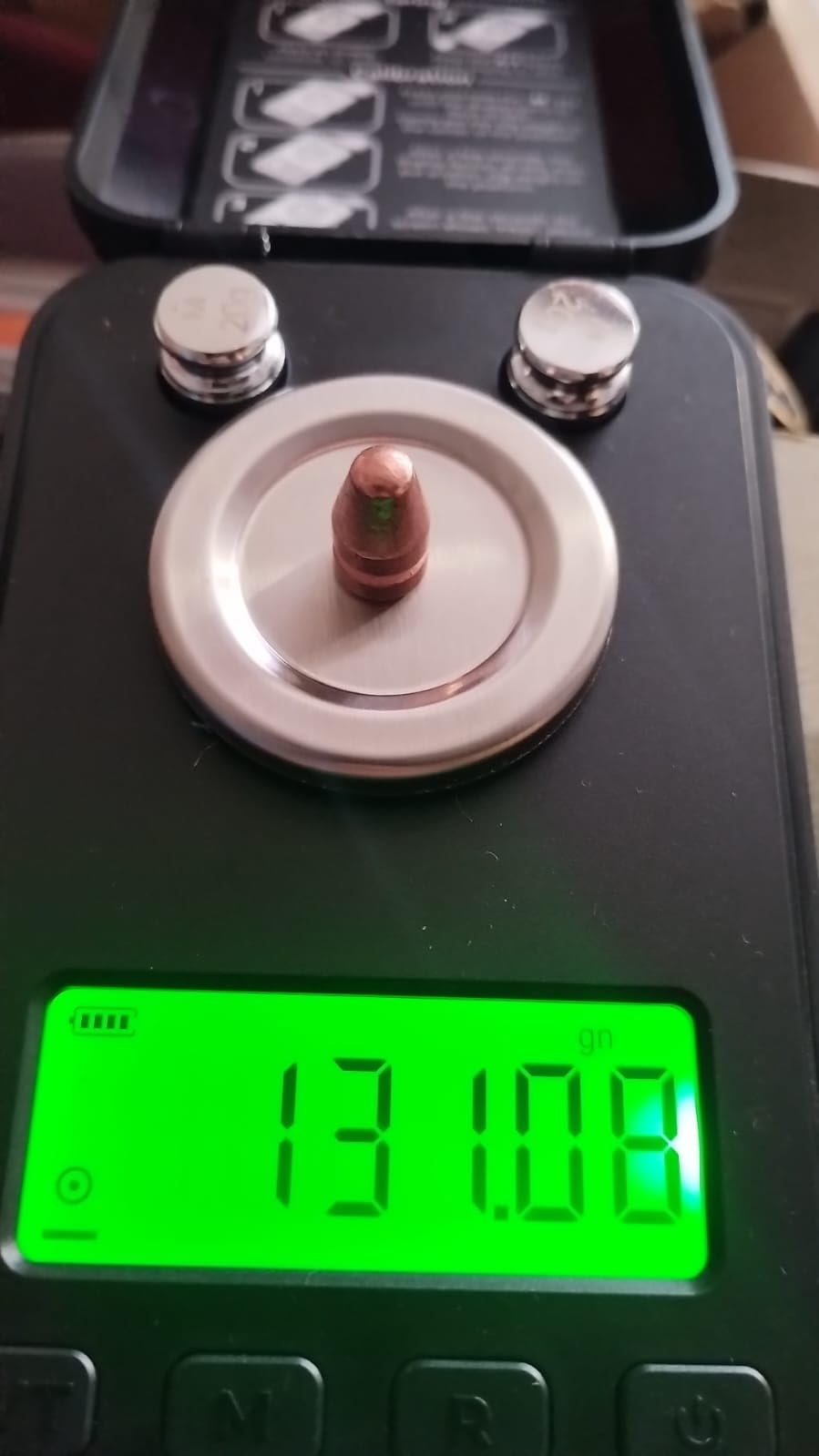 MAXUS Reloading Scale 50g/0.001g with Powder Trickler and 3 Backlight Modes customer photo 2