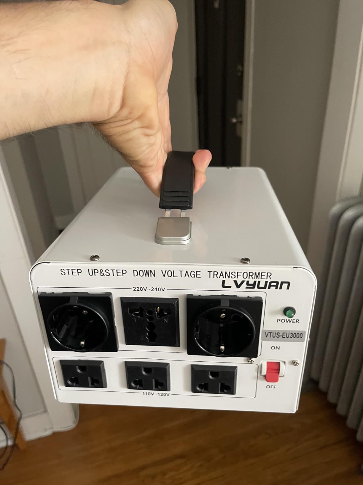 LVYUAN 3000W Step Up & Down Voltage Transformer 110/120V to 220/240V customer photo 2