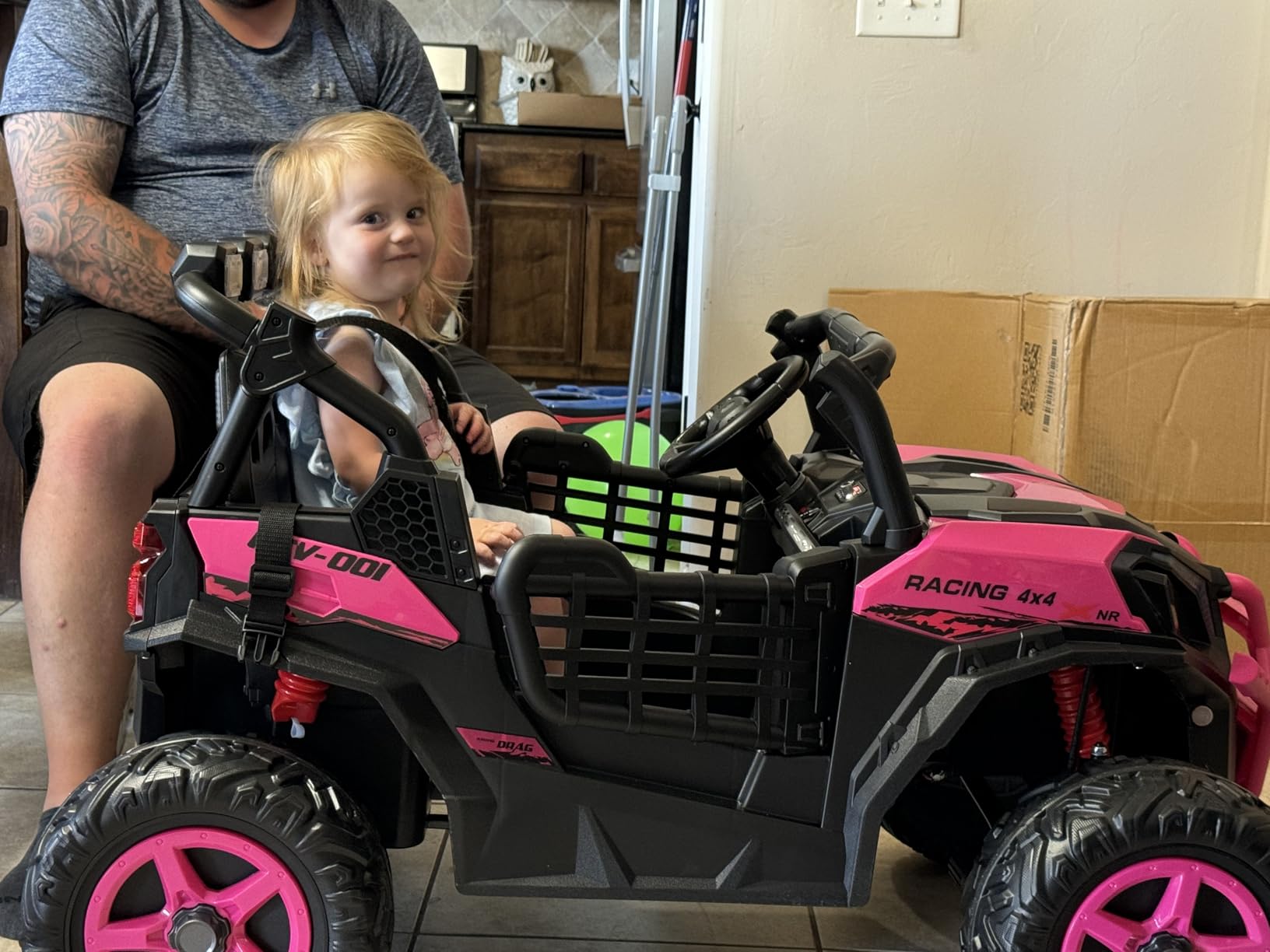 24V 4x4 2-Seater Ride On Buggy Ride On Toys for Boys and Girls, Pink customer photo 2
