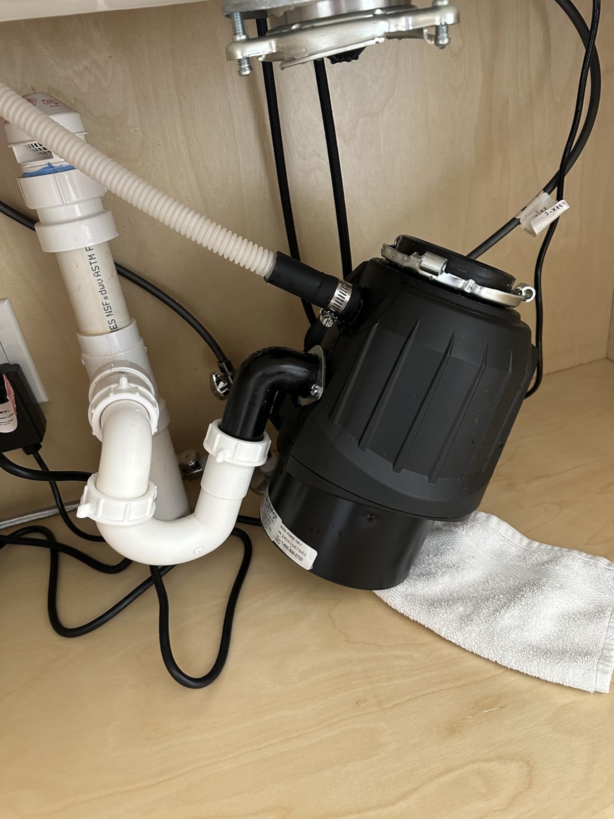 InSinkErator Power 1HP, 1 HP Garbage Disposal, Power Series EZ Connect Continuous Feed Food Waste Disposer, Black customer photo 1