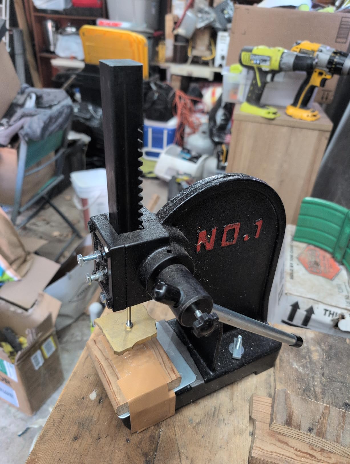 VEVOR Arbor Press, 1 Ton Manual Arbor Press, 5.9