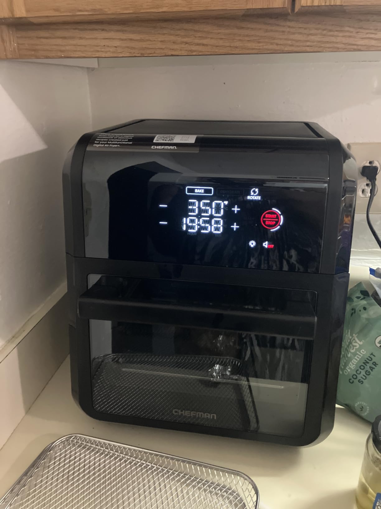 Chefman 12-Quart 5-in-1 Air Fryer Oven with Digital Timer, Touchscreen, and 12 Presets - Family Size Countertop Convection Oven, Dishwasher-Safe Parts customer photo 1