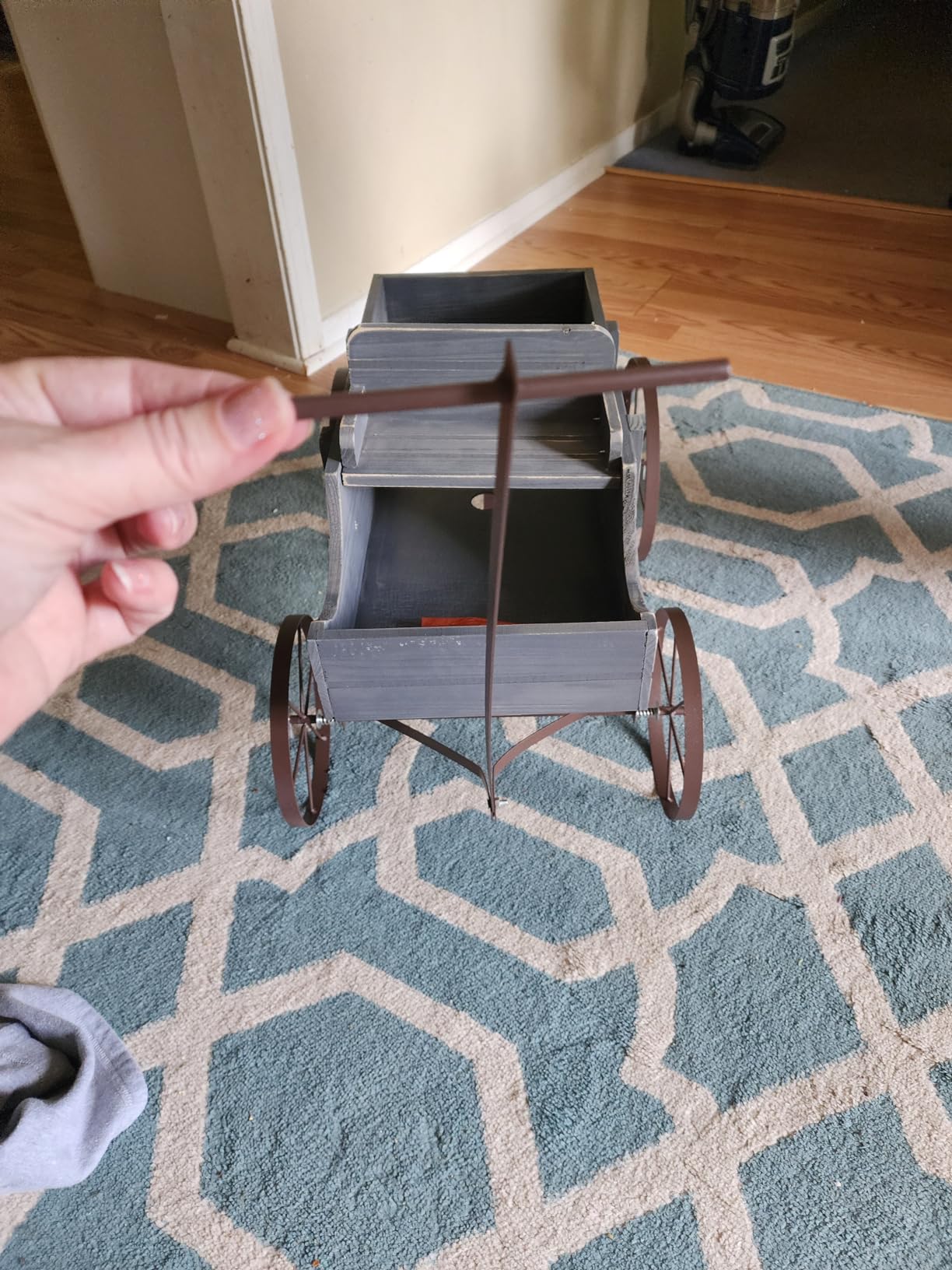 Shine Company Decorative Large Buckboard Wagon Garden Planter - Green customer photo 1