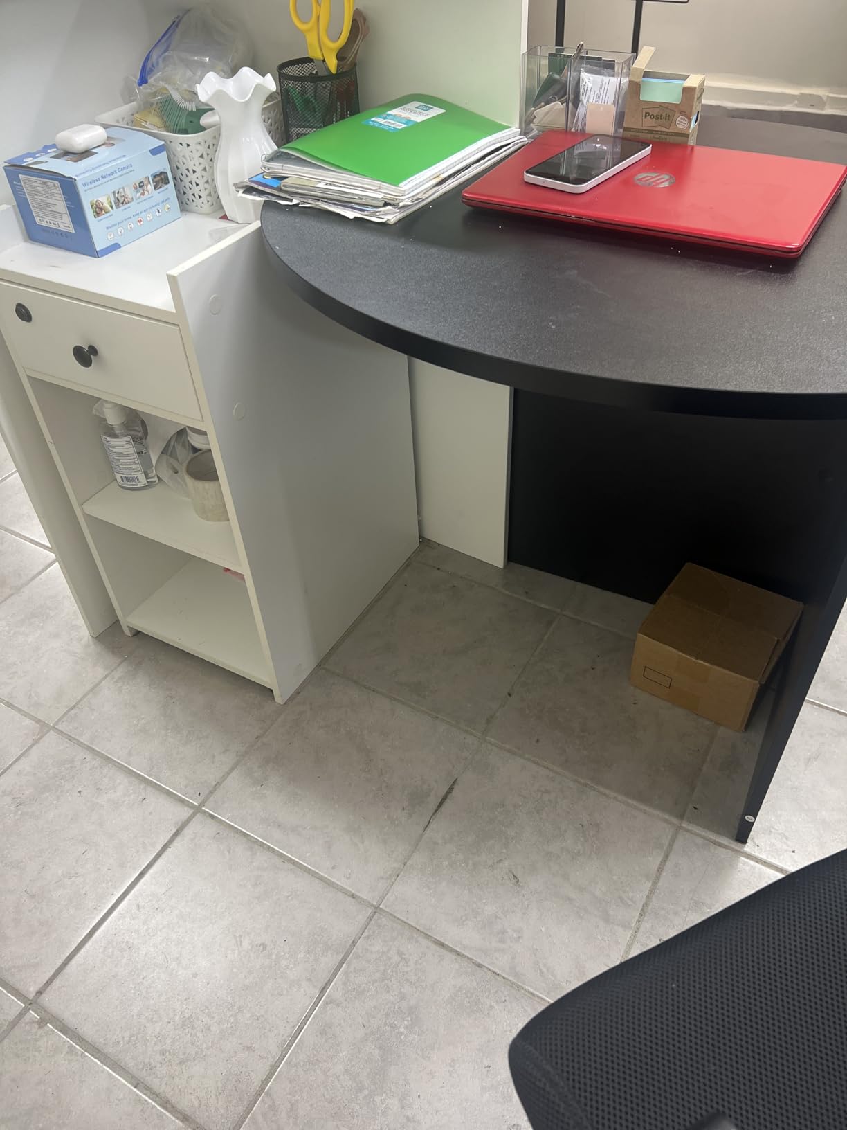 Tangkula Reception Desk, Front Counter Desk with Lockable Drawer & Adjustable Shelf, Oval Desktop, Retail Counter for Checkout, Computer Workstation for Salon Lobby Office, Home Office Desk customer photo 1