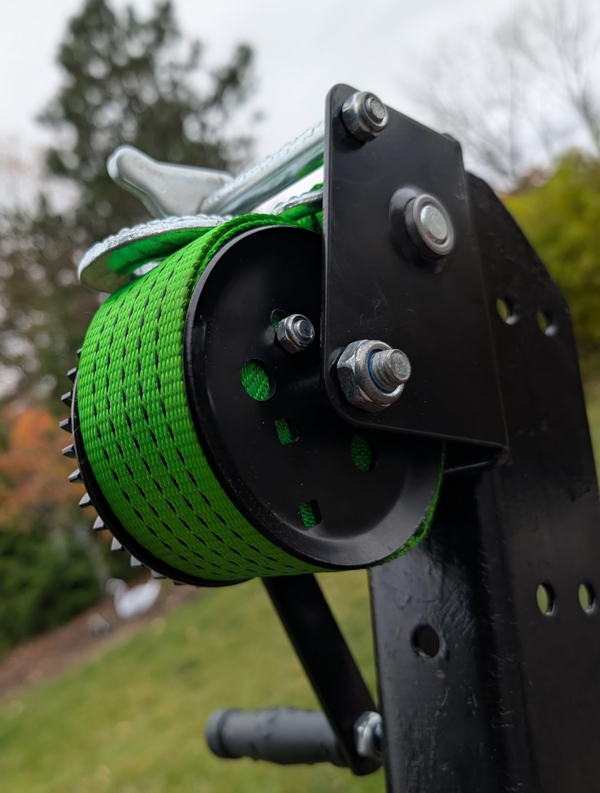 3500lbs Heavy Duty Boat Trailer Winch with 32FT Strap, 2-Way Ratchet 4:1/8:1 Gear Trailer Winch, Portable Hand Crank Winch for Boat, Truck, Trailer, RV, ATV, Jet Ski customer photo 2
