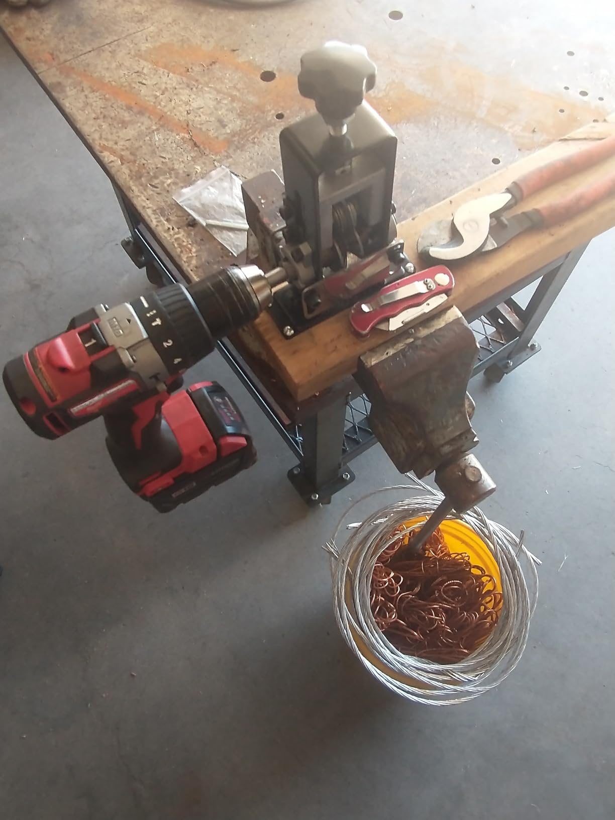 Manual Wire Stripping Machine Gauge Wire 0.06-1 inches,Scrapping Copper Wire Peeler Machine,Drill Powered Hand Crank Wire Stripper Tool for Scrap Copper Recycling customer photo 1