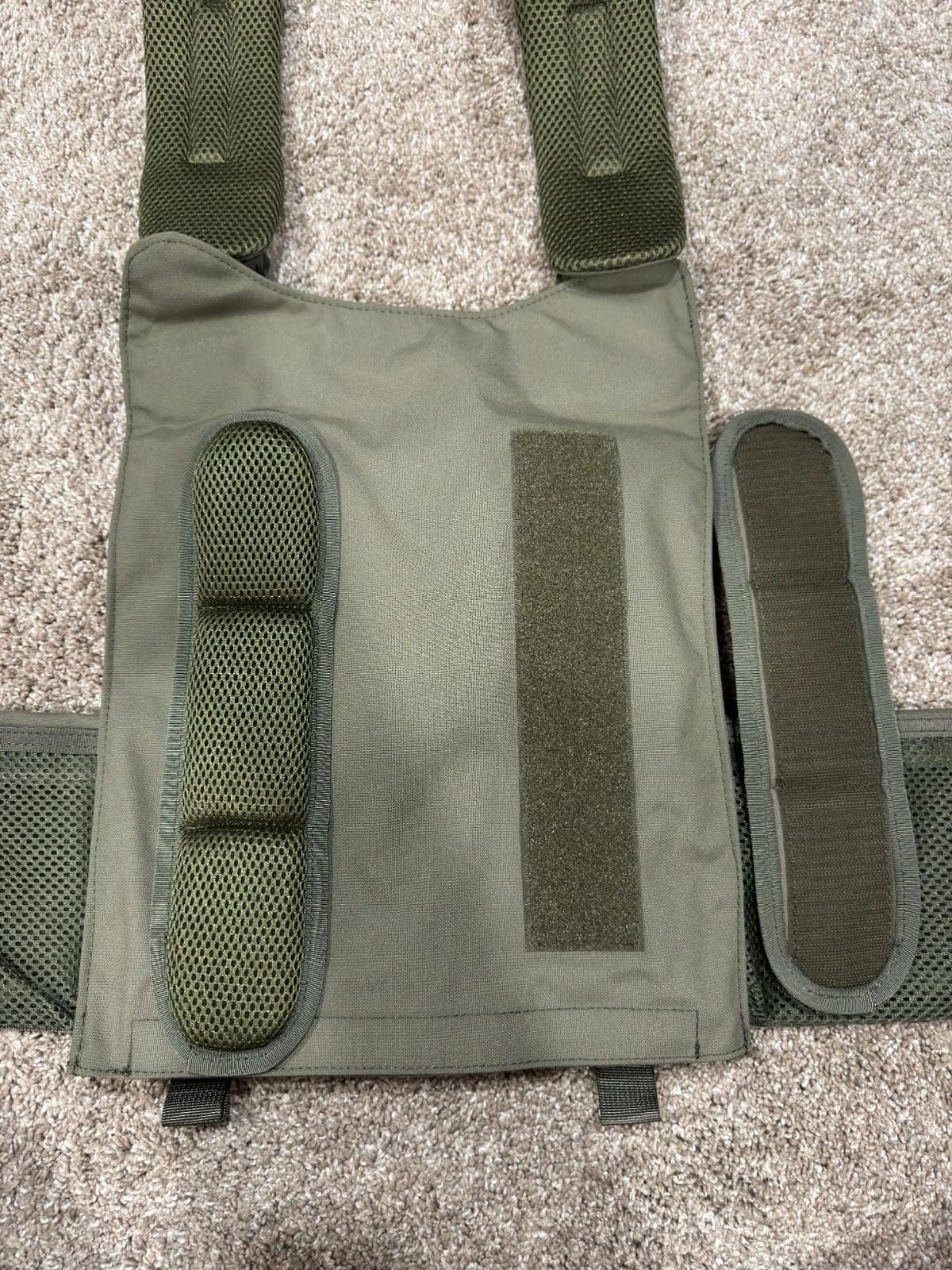 DEYACE Tactical Quick Release Vest for Men, Fully Adjustable Plate Carriers Vest with Breathable 3D Mesh Liner customer photo 2