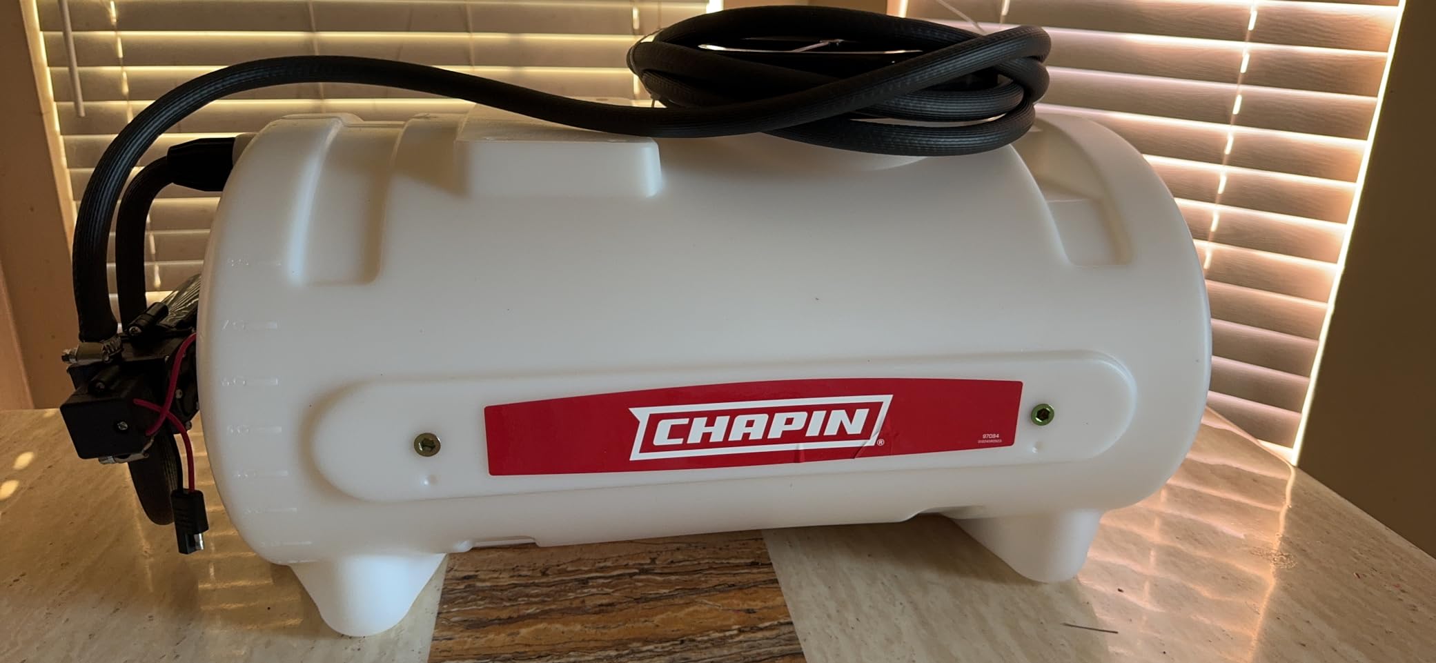 CHAPIN 97084 8-Gallon ATV/UTV Sprayer with 12V Pump & 15-Ft Hose customer photo 1