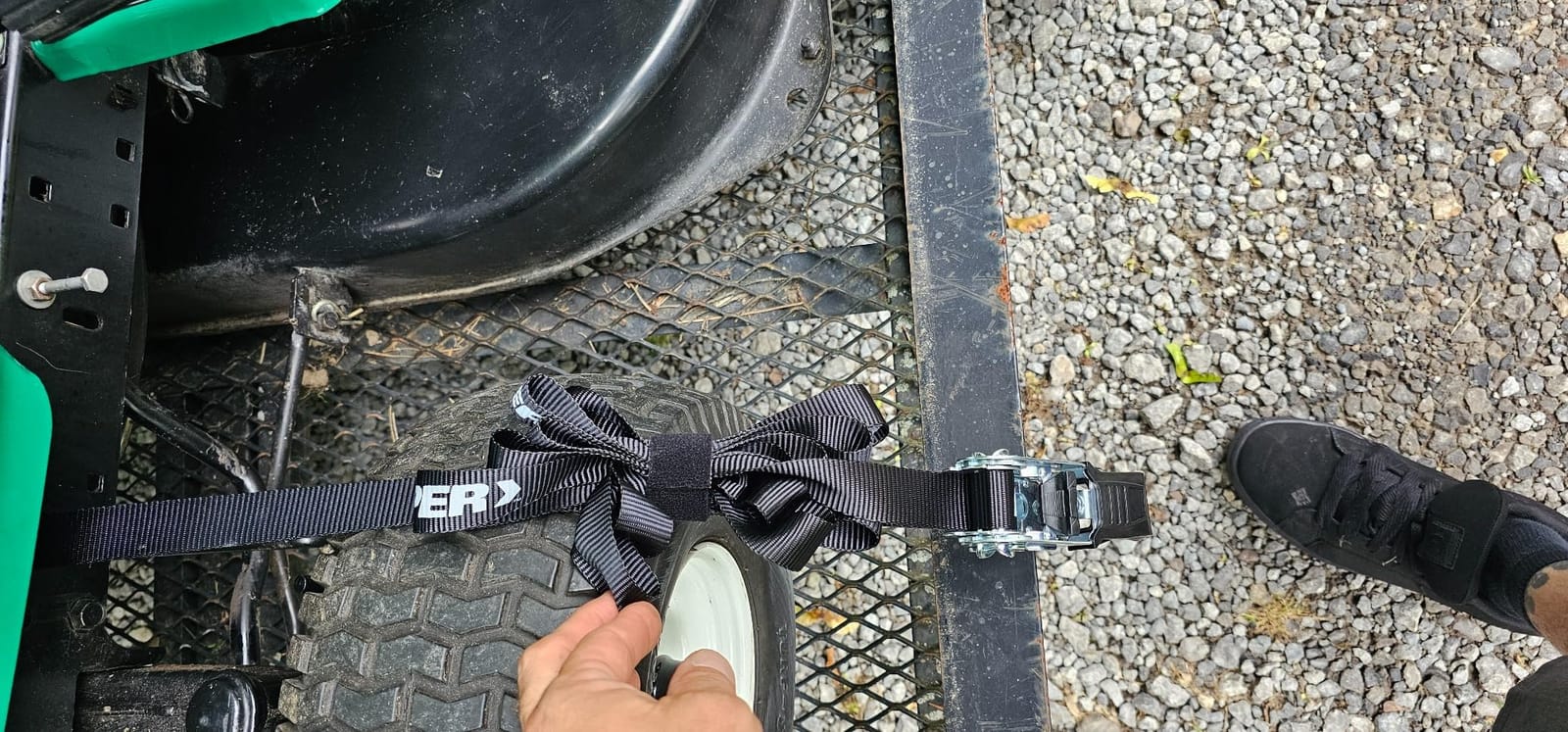 Keeper Ratchet Tie Down Straps Kit, 4 Pack - 1in. x 15ft. Heavy Duty Cargo Straps for Motorcycle, ATV, UTV & Moving – 1800 lb Break Strength - Includes 4 Soft Loops, 4 Hook & Loop Straps & Storage Bag customer photo 2