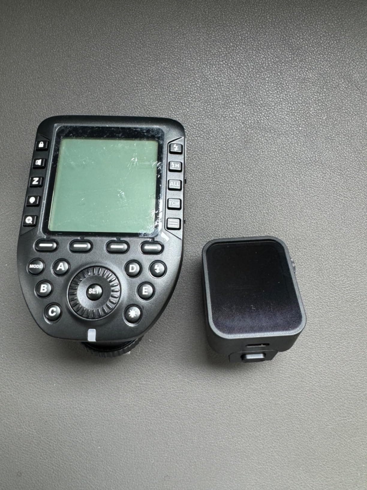 Godox X3C X3-C TTL Wireless Flash Trigger for Canon, 2.4G Flash Transmitter customer photo 1