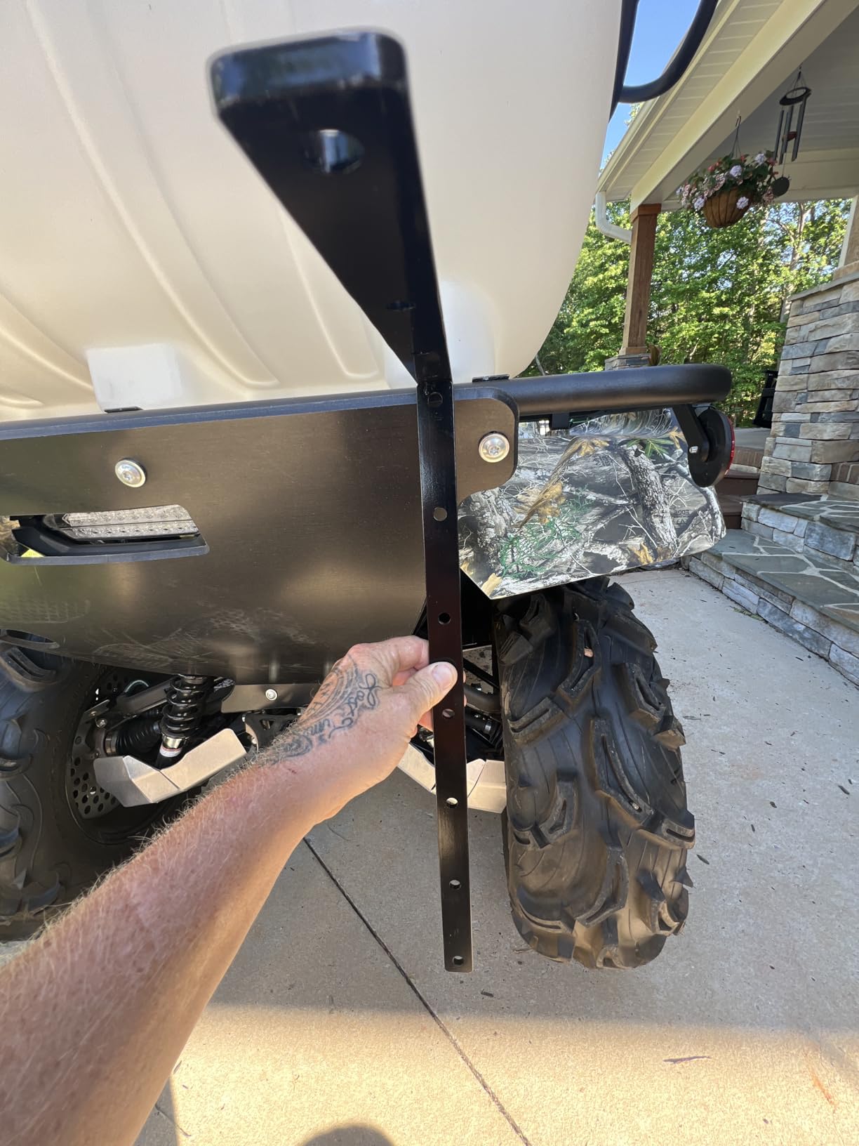 CHAPIN 98444 40-Gallon ATV/UTV Sprayer, 2-Nozzle Boom & 2.5 GPM Pump customer photo 1