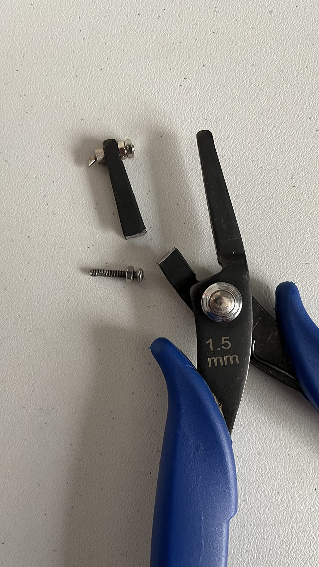 SPEEDWOX Metal Hole Punch Pliers 1.5mm Round Hole Punch Long Jaw customer photo 2