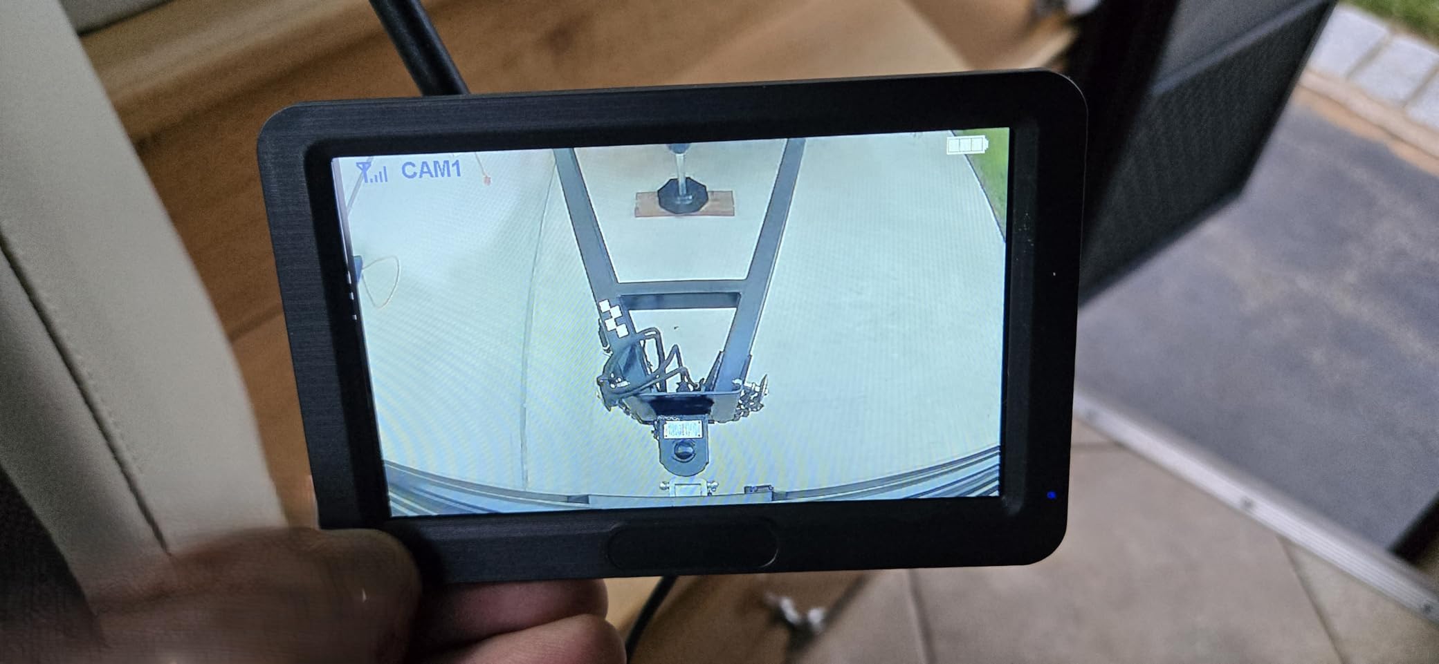 Magnetic Solar Wireless Backup Camera with 5