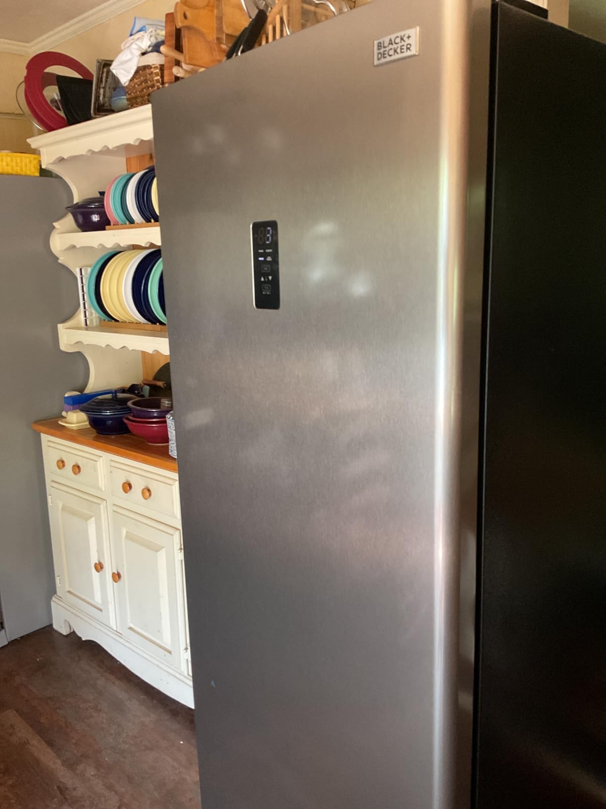 BLACK+DECKER 18 Cu. Ft. French Door Refrigerator, Built-in Ice Maker, Black | Full Size Refrigerator with Bottom Mount Freezer Drawer, Frost Free, ENERGY STAR Certified customer photo 2