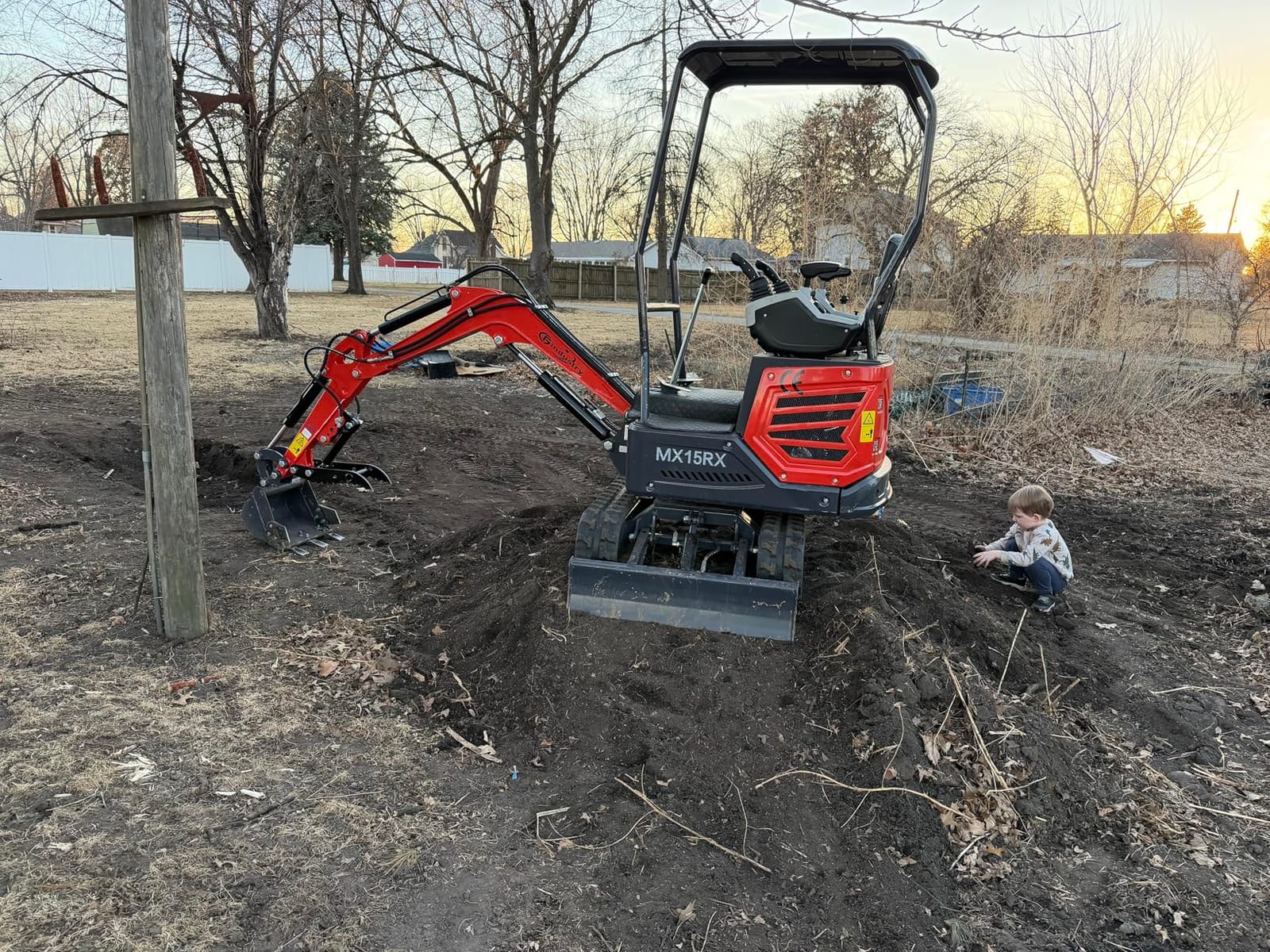 Mini Excavator Hydraulic Thumb for Typhon & Agt Mini Excavators under 3 Ton | 3-Hole Hydraulic Thumb for Chinese & L-Bracket Classic Mini Excavators, with L-Shaped Bracket and 2 Hydraulic Hoses customer photo 2