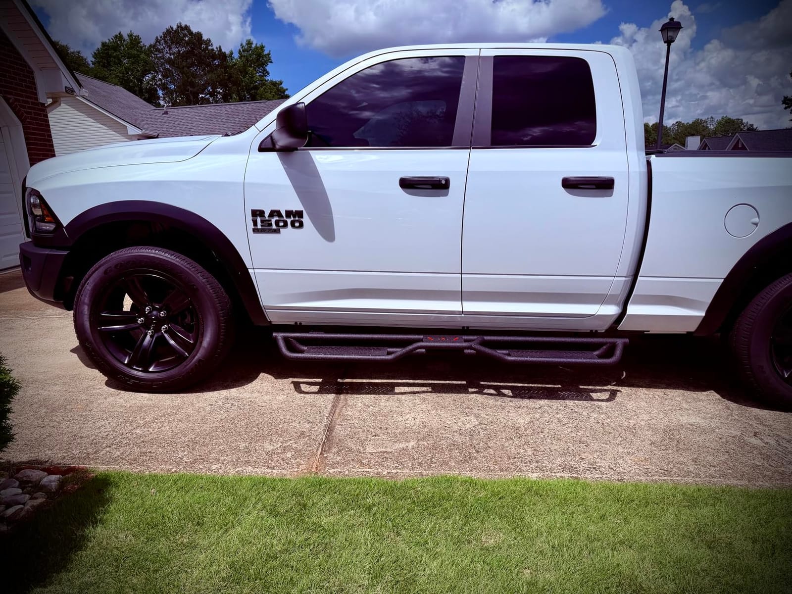 YZONA Running Boards for 2015-2026 Ford F-150 F-250 F-350 Side Steps | SuperCrew, 2-Stair, bolt-on, 550LB, Heavy-Duty Steel customer photo 2