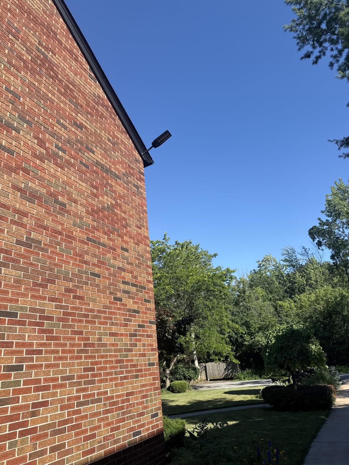 Deepn Solar Lights Outdoor, IP66 Waterproof Street Lights Outdoor, TW001 customer photo 1