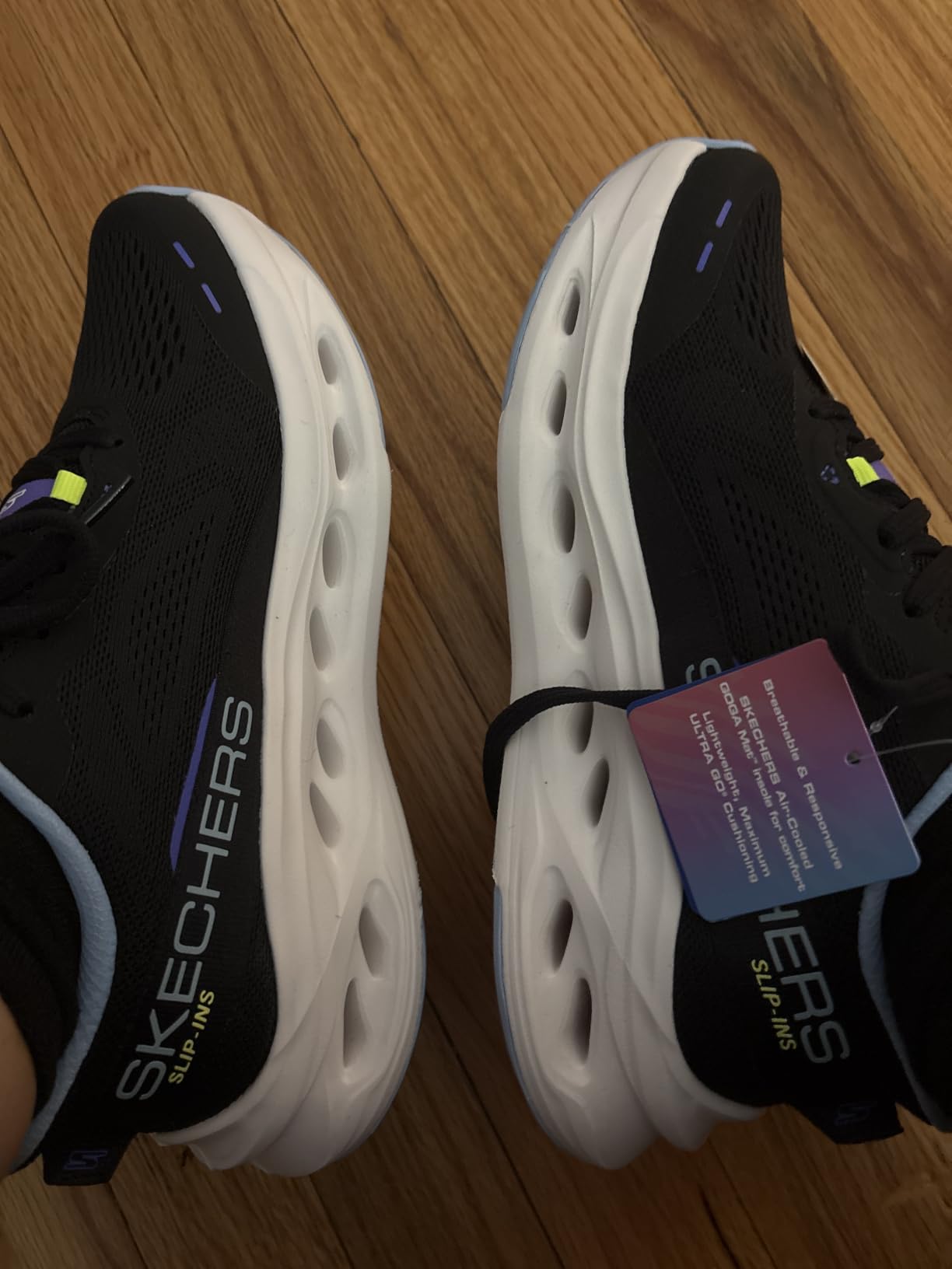 Skechers Women's Max Cushioning Glide Step Caledonia Hands Free Slip-ins customer photo 2