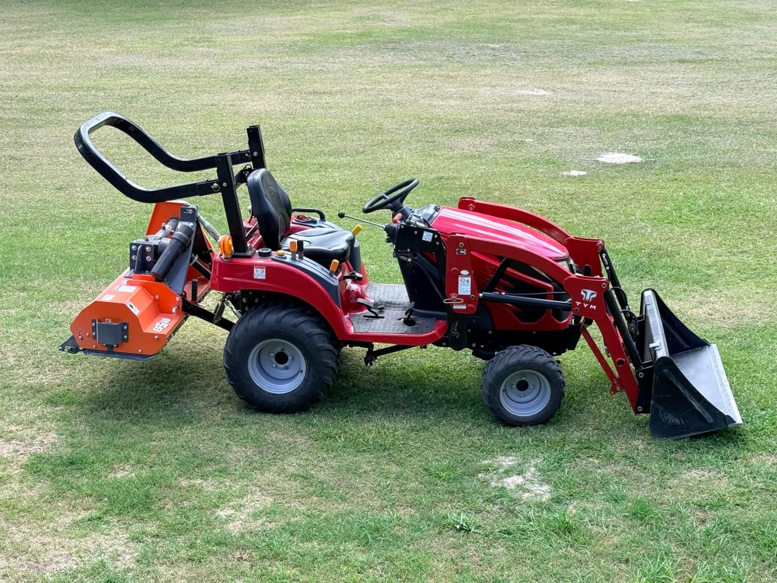 MechMaxx 48'' inch PTO Powered 3 Point Light-Duty Tractor Flail Mower, 15-35hp, CAT 1, 20pcs Hammer, Not Suitable for Quick Hitch Units, Model EFS48 Orange customer photo 1