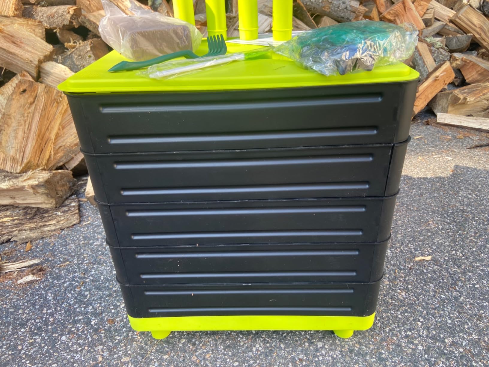 5-Tray Worm Composter,100L WormCompost Bin for Vermicomposting Starter, Indoor & Outdoor Worms Farm Composting Bin, Worm Compost Bin for Recycling Food Waste (Black) customer photo 2