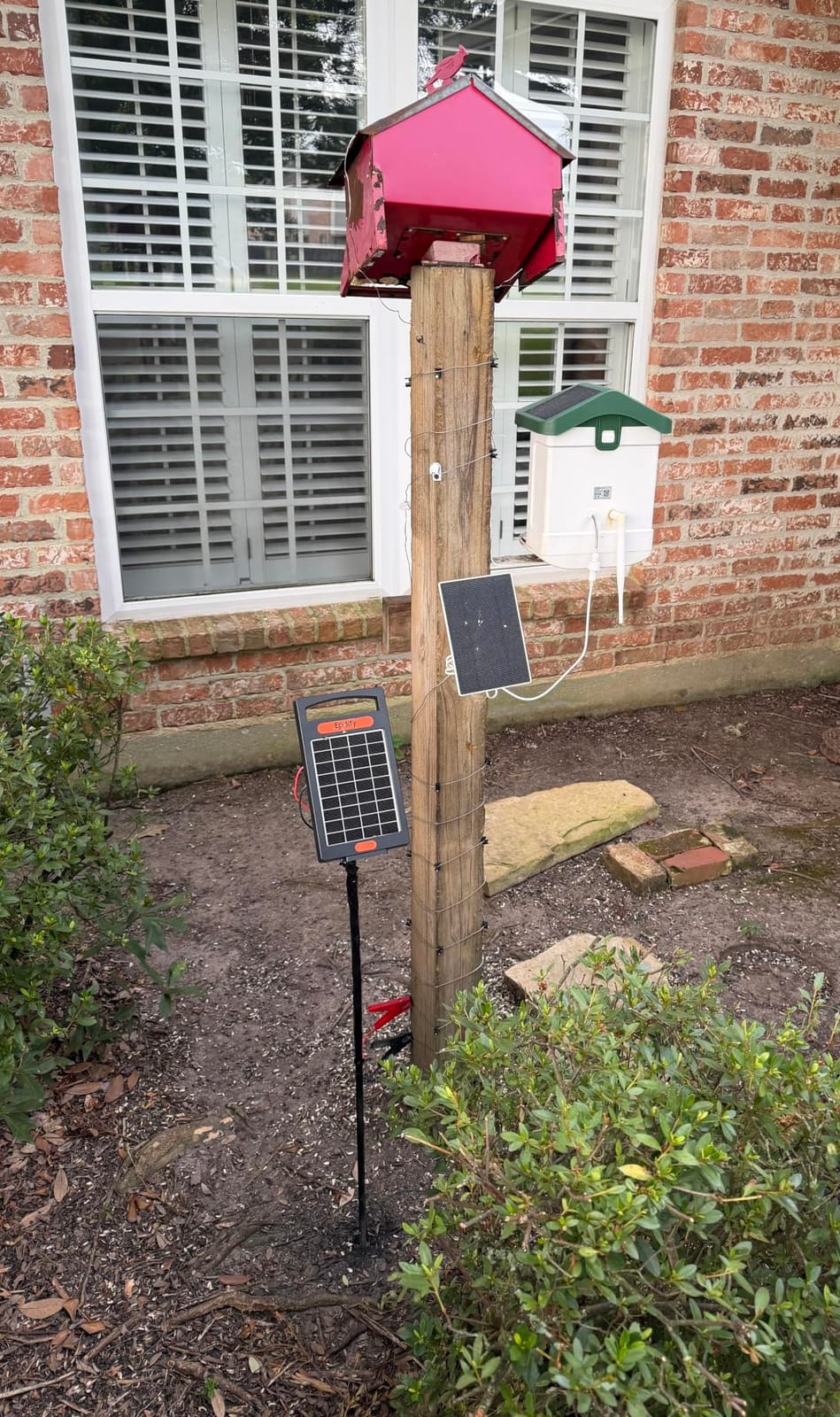 24-Hour Solar Electric Fence Charger, 0.18J, 10-Mile for Livestock customer photo 2