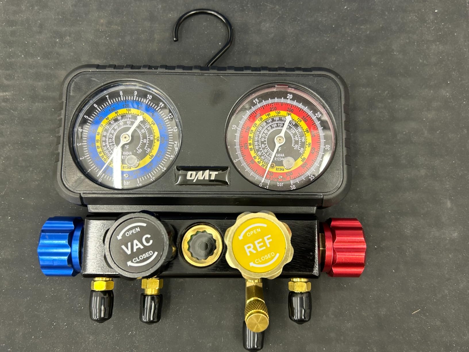 OMT 4-Way AC Manifold Gauge Set for R1234yf R134a R404a with 5ft Hoses | Includes Quick Couplers Self Sealing Can Taps for Car Freon Charging & Evacuation; Aluminum Body; Ideal for Freon Recharge customer photo 2