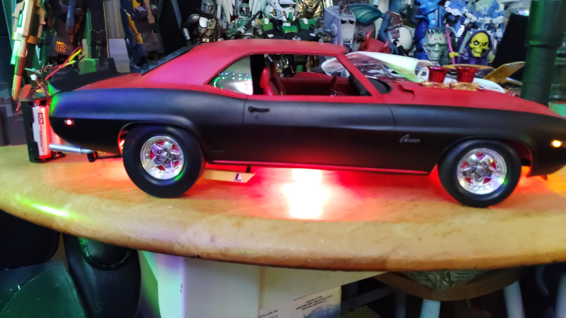 Revell 12812 1969 Chevy Camaro Z/28 1:12 Scale 175-Piece Skill Level 5 Model Building Kit customer photo 1