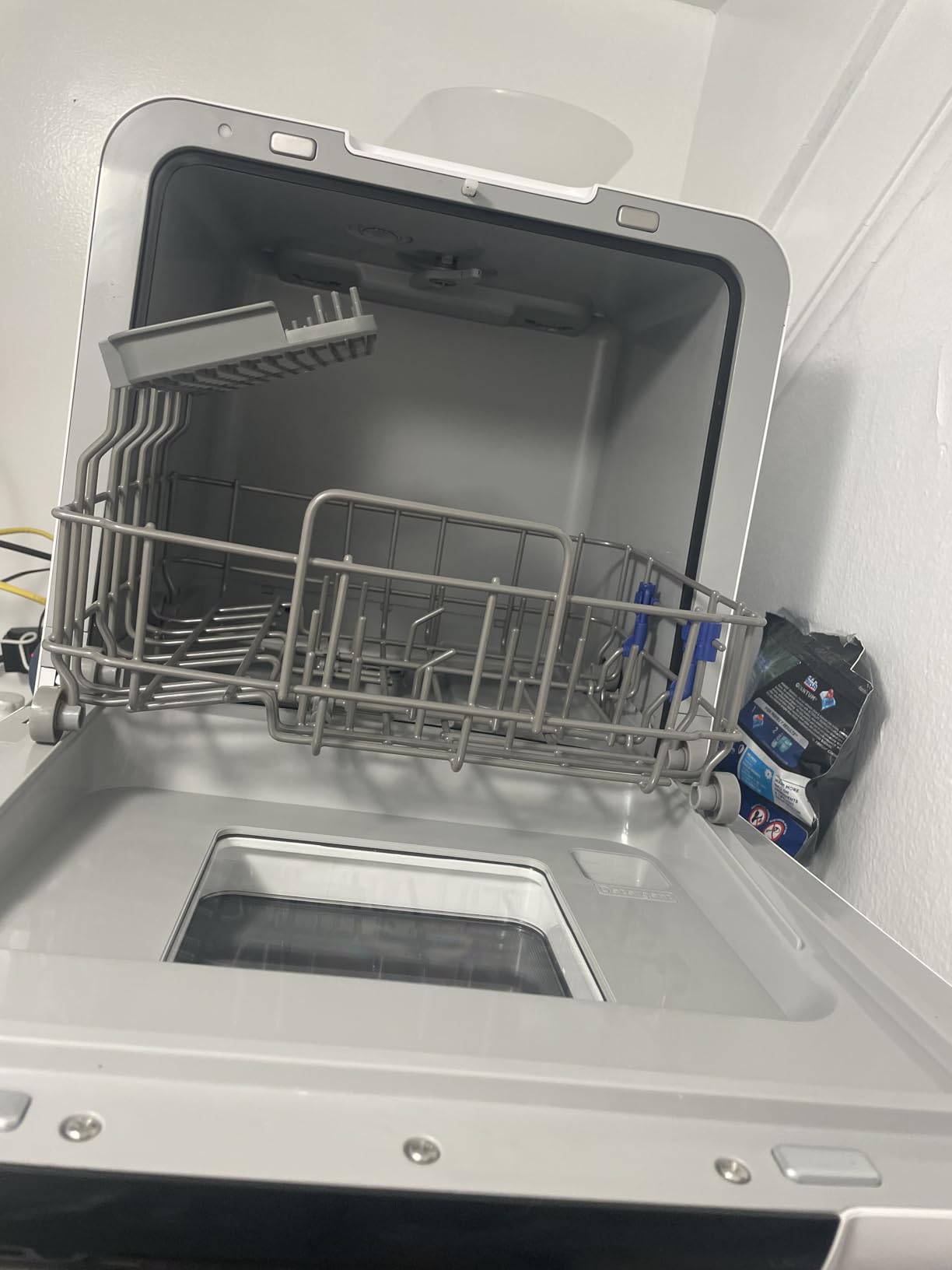 Midea Countertop Dishwasher with 1.59Gal Built-in Water Tank, 5+2 Programs customer photo 2