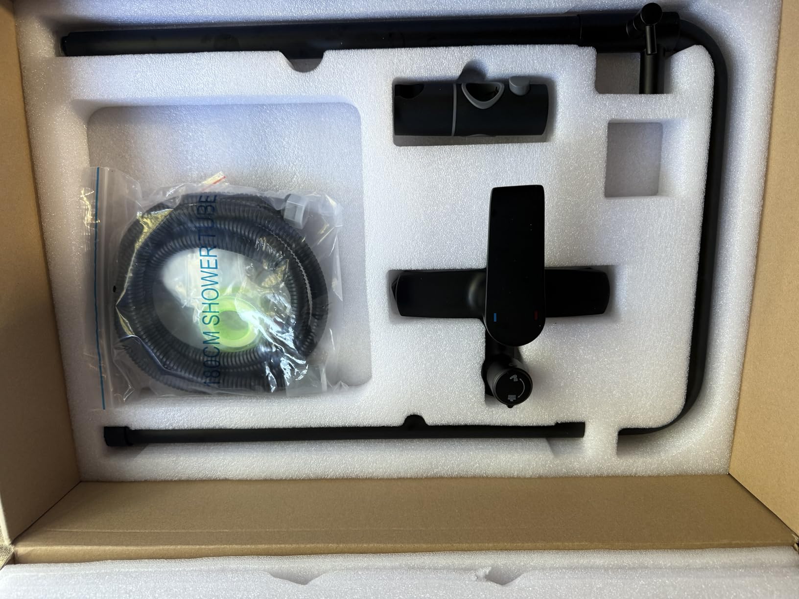 Rainsworth Outdoor Shower Kit, Single Handle Brass Valve, 8 Inch, Black customer photo 2