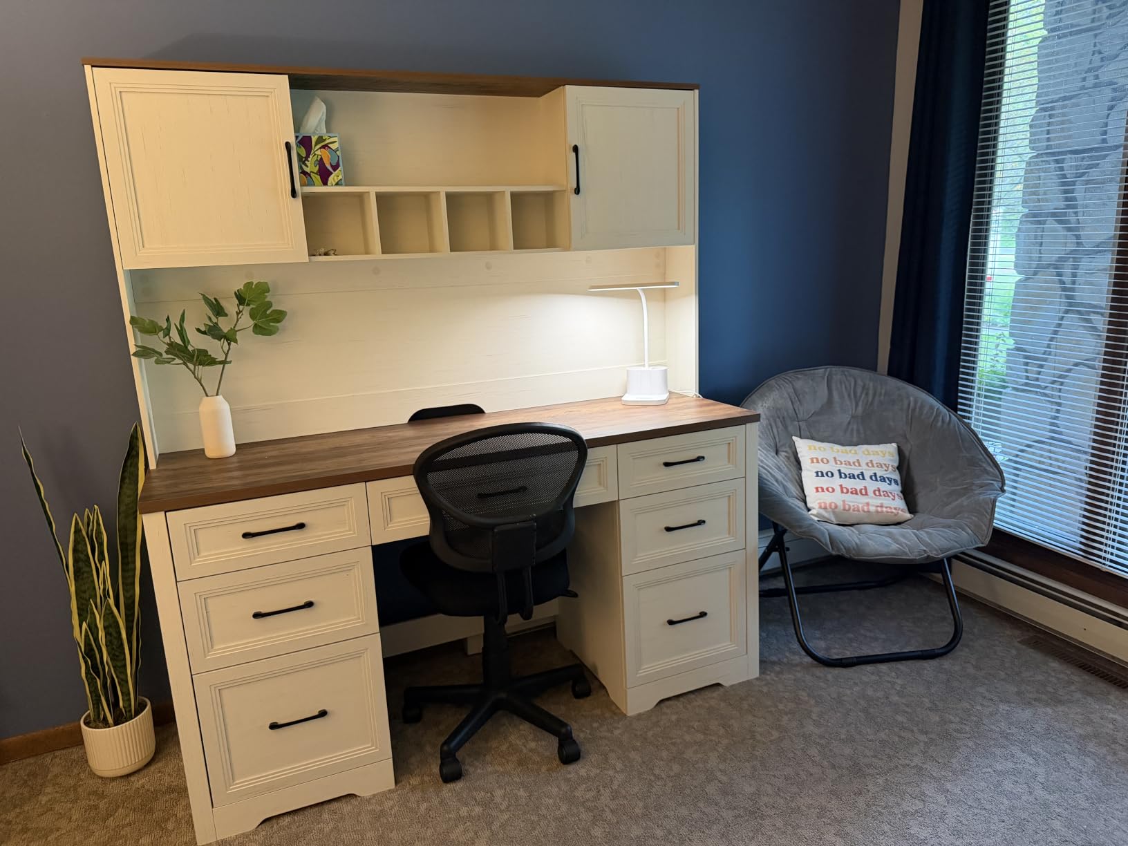 Vabches Farmhouse Executive Desk with Storage and Ample File Drawer, Rustic Large Home Writing Desk for Bedroom, White customer photo 1