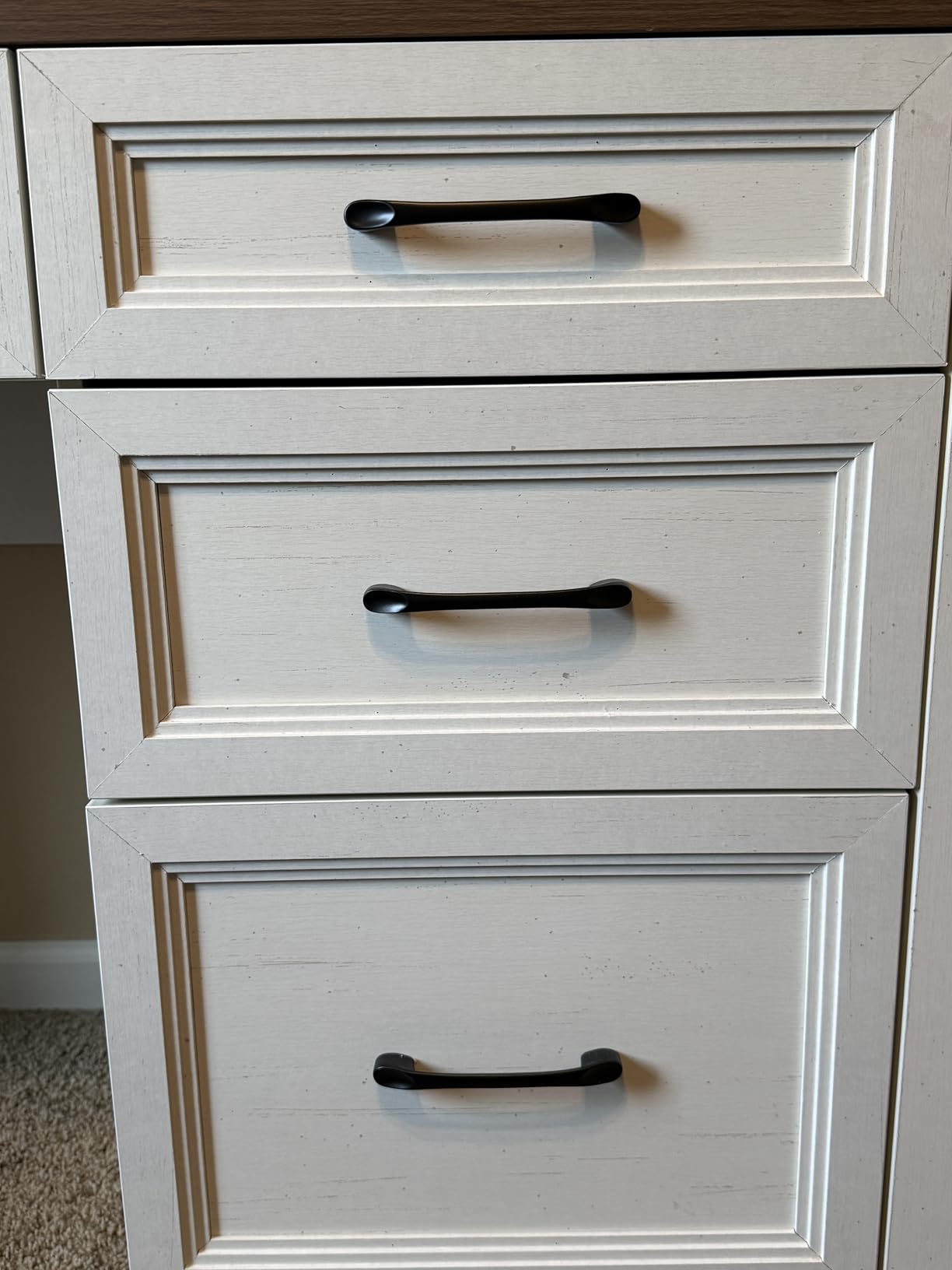 Vabches Farmhouse Executive Desk with Storage and Ample File Drawer, Rustic Large Home Writing Desk for Bedroom, White customer photo 2