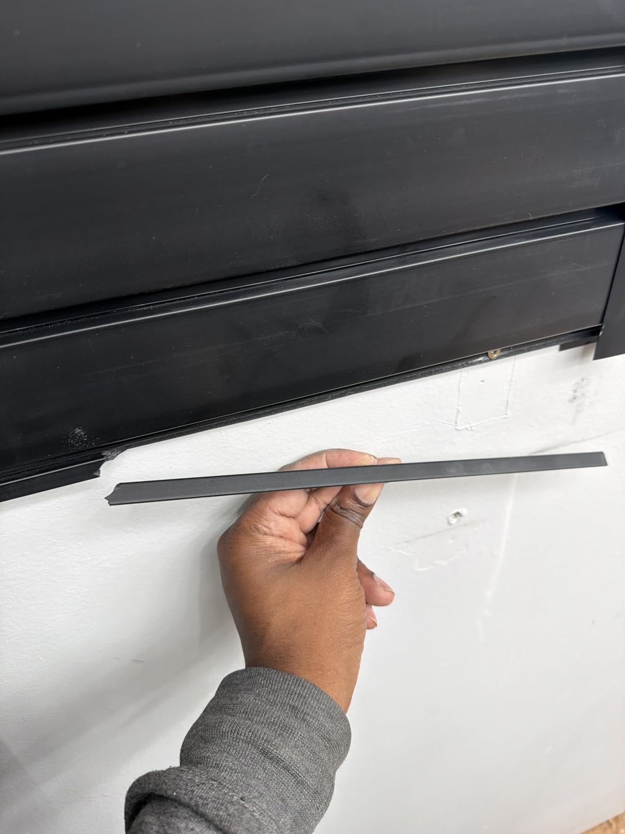 Neoaider Slatwall Panel 8 FT x 4 FT, Interlocking Slat Wall Paneling, Black customer photo 1