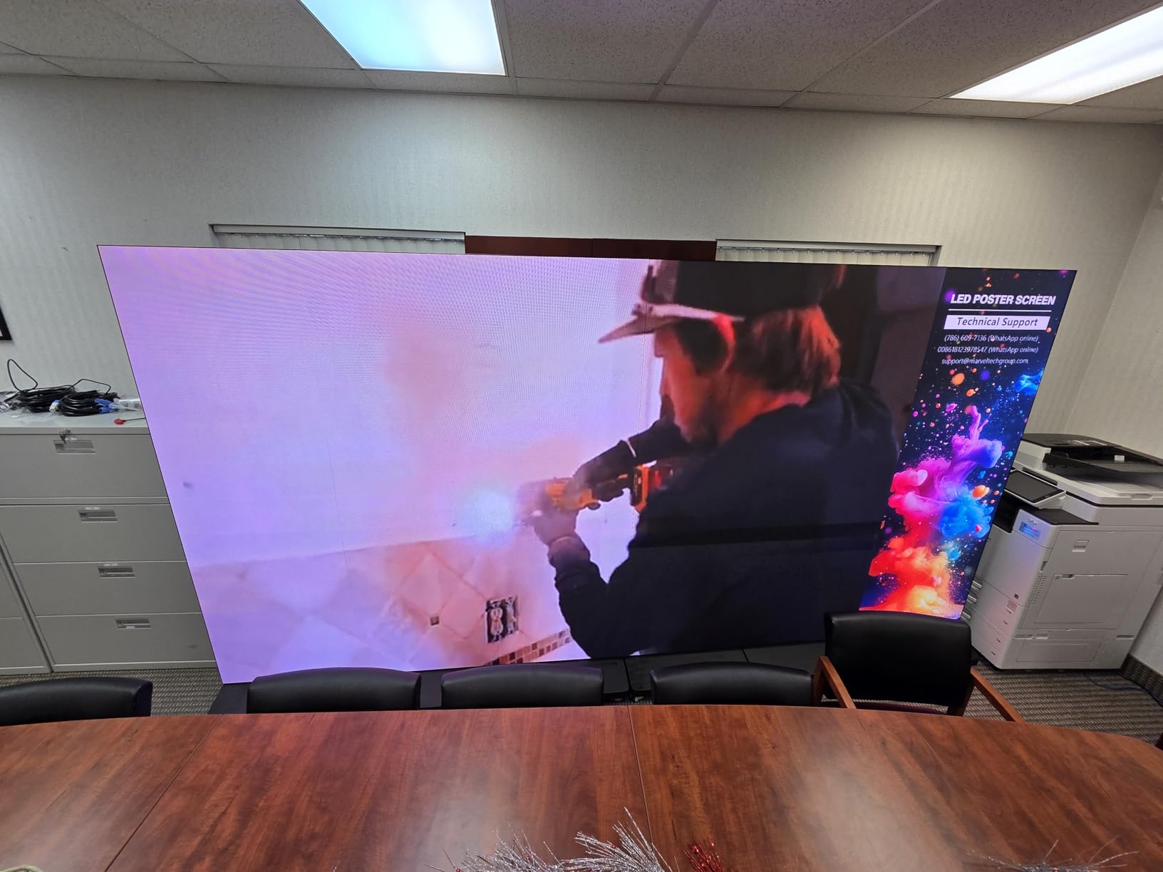 80 Inch LED Digital Signage Display with P1.86, LED Poster Screen Frameless Splicing, Advertising Display GOB LED Screen with Flight Case for Giant Commercial Events & Rentals (Black, 2 Unit) customer photo 1