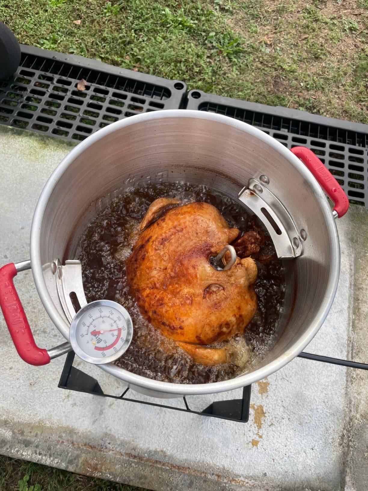 Feasto Outdoor Propane Deep Fryer with Rolling Cart, Dual Tank Fish Fryer customer photo 1