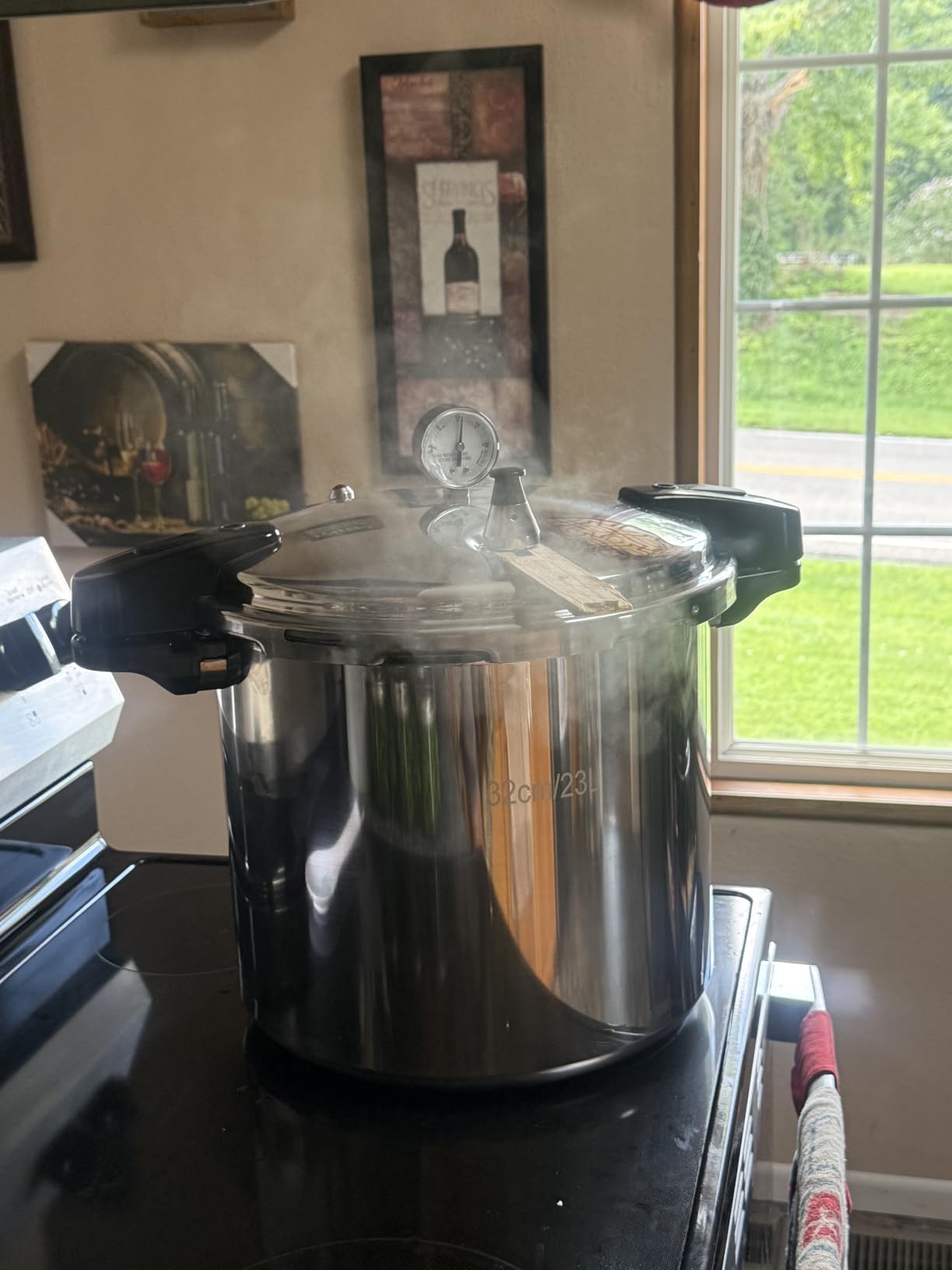 24 qt Pressure Canner with Gauge[14.5 PSI],with Canning Supplies 7 pc set,large pressure cooker for canning, its a great helper for both households and businesses used to make canned food customer photo 1